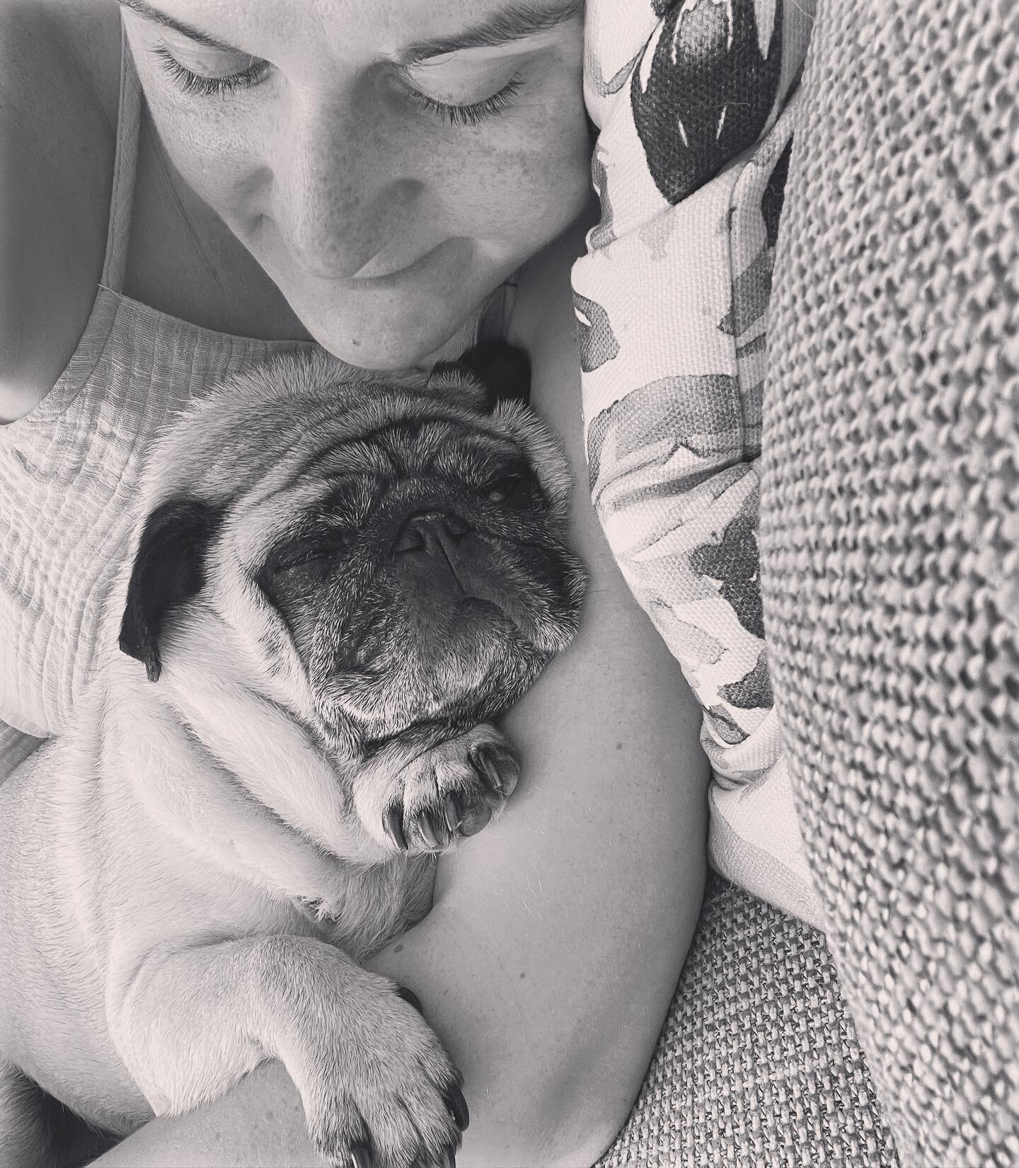 For 8 years you&rsquo;ve shared my Sunday afternoon snuggle spot ❤️

Here&rsquo;s to many more, my little bear. Happy Birthday Reginald 🐶🥳