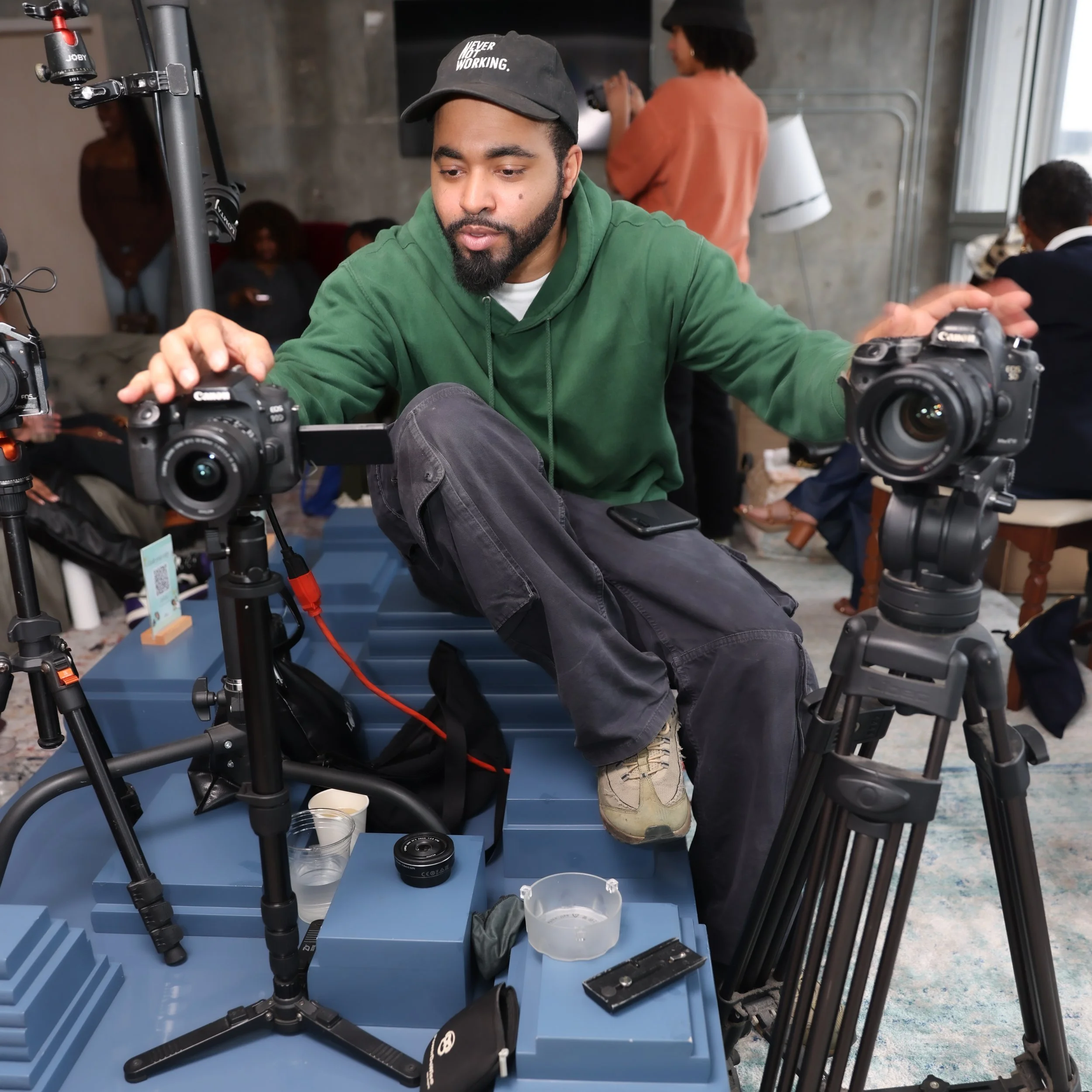 032725 Cool Moms X Tika Sumpter-047.jpg