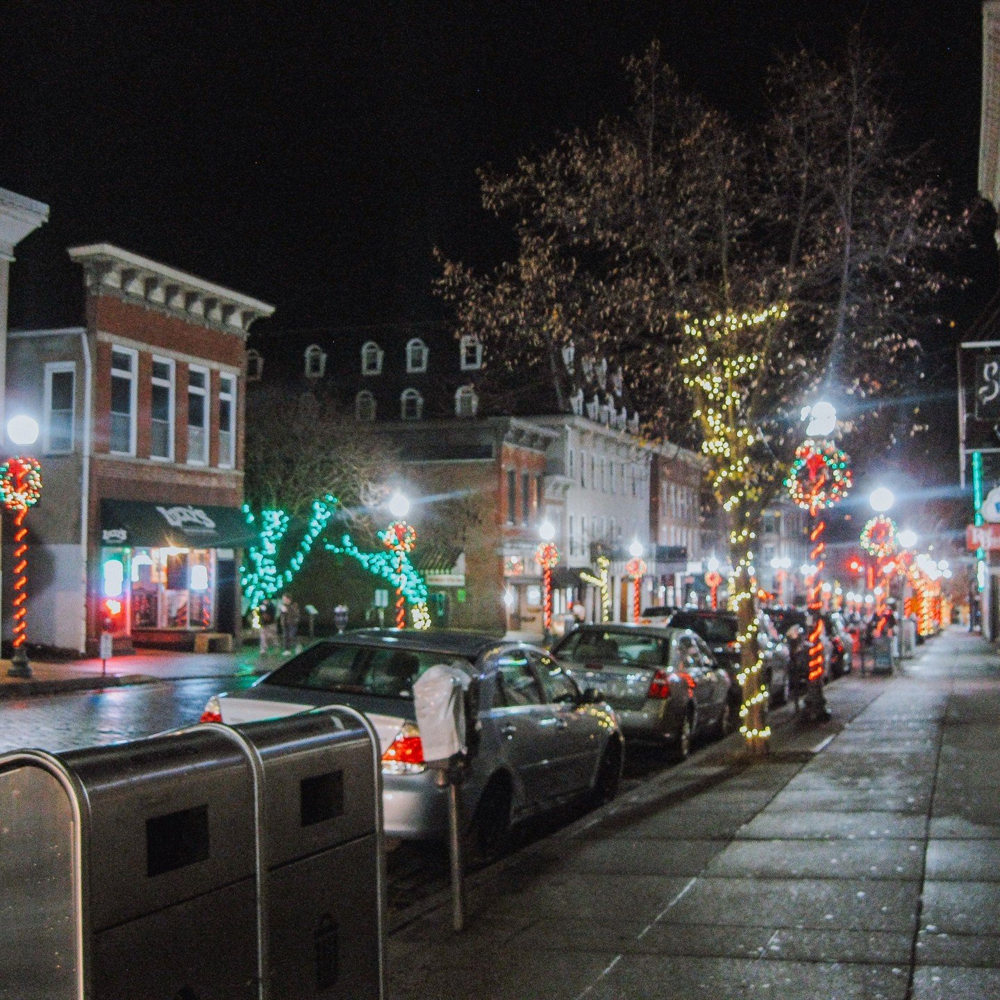 Whose ready for winter in Athens? 🙋🎄