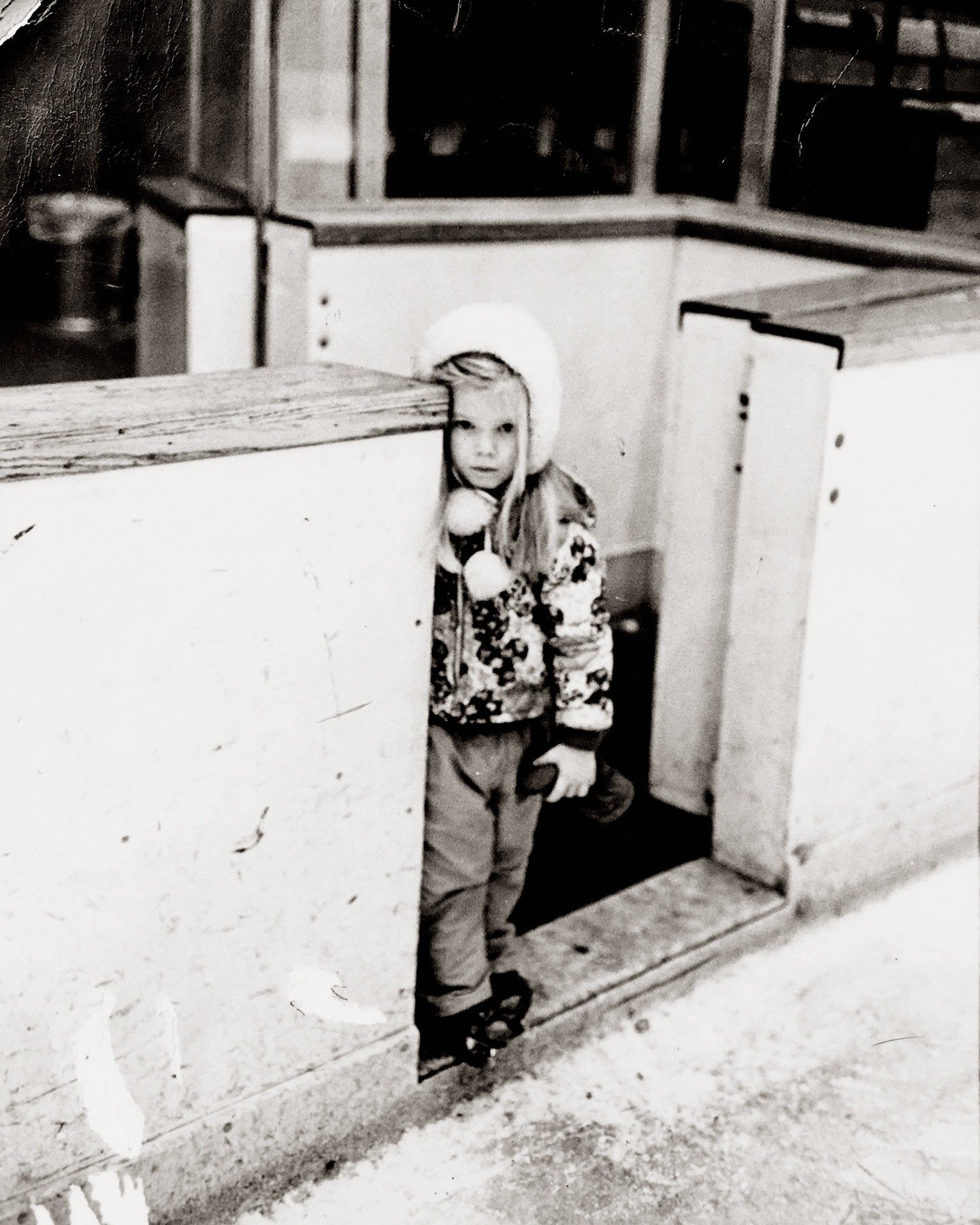 It always surprises people when I tell them I don&rsquo;t really know how to ski. I didn&rsquo;t start learning until about ten years ago &mdash; on a busted knee, but that&rsquo;s a tale for a different day.

As the daughter of two coaches and a fam