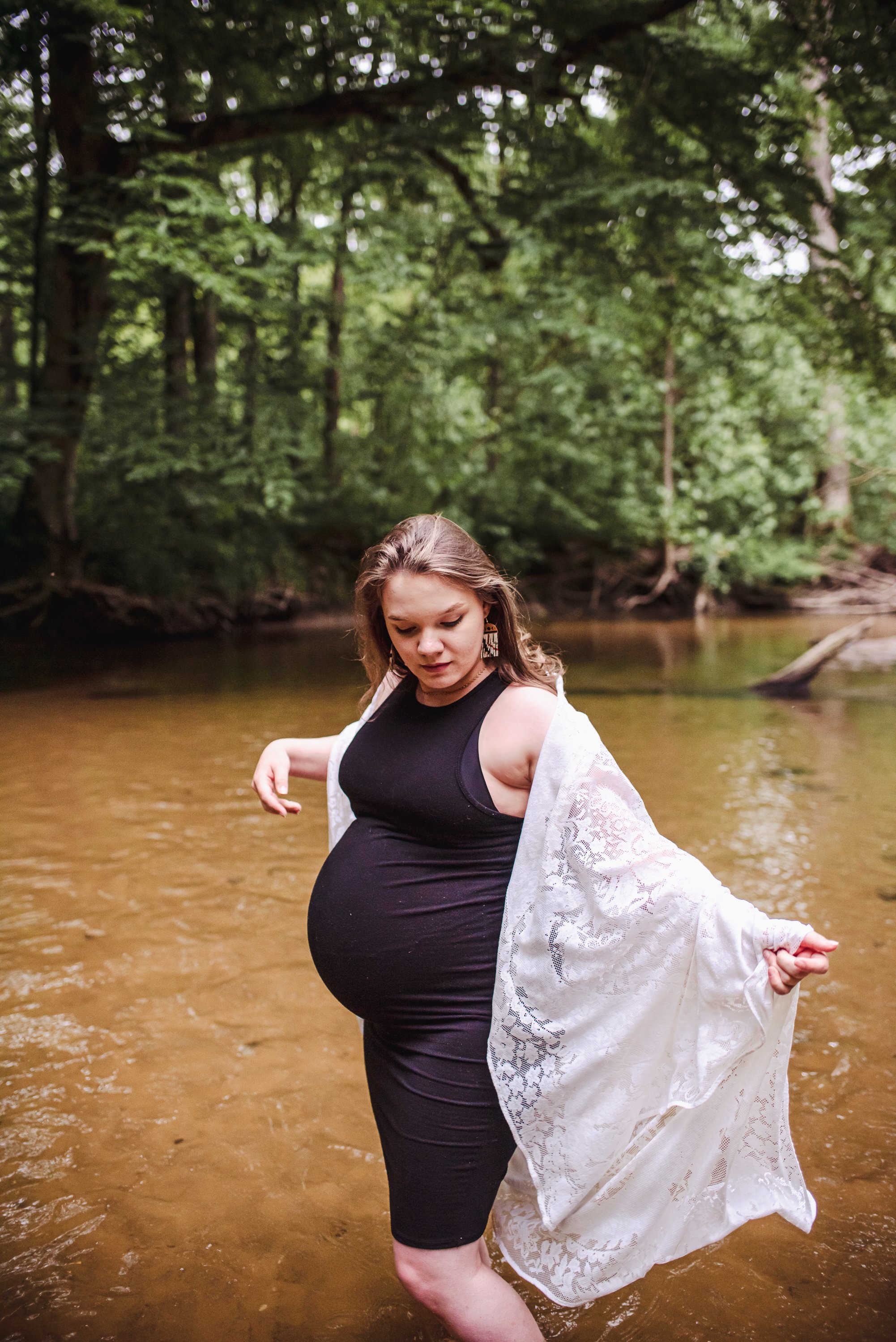 Baby Walker Maternity Session 2022 Randi Armstrong Photography-140.jpg