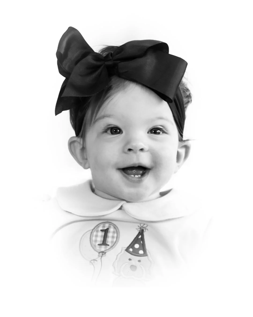 Emilia is ONE! first birthday sessions are my fave ❤️