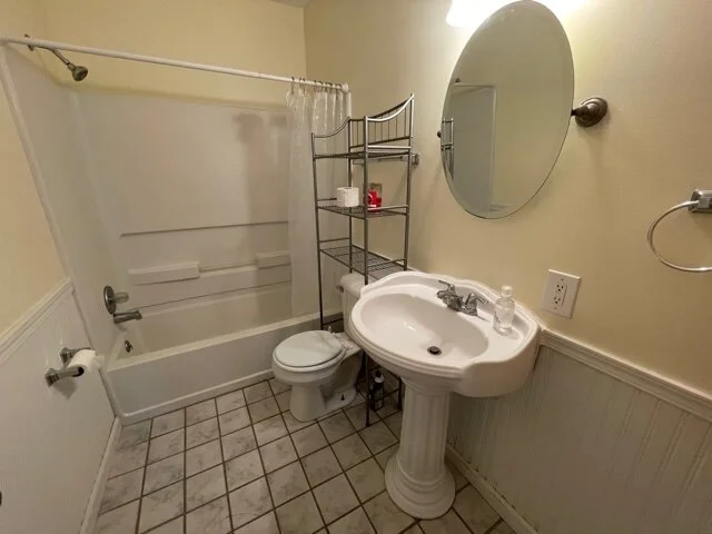 DuveSpinelliRealtor - 939 Wilbur Ave Barberton OH - 2802.jpg