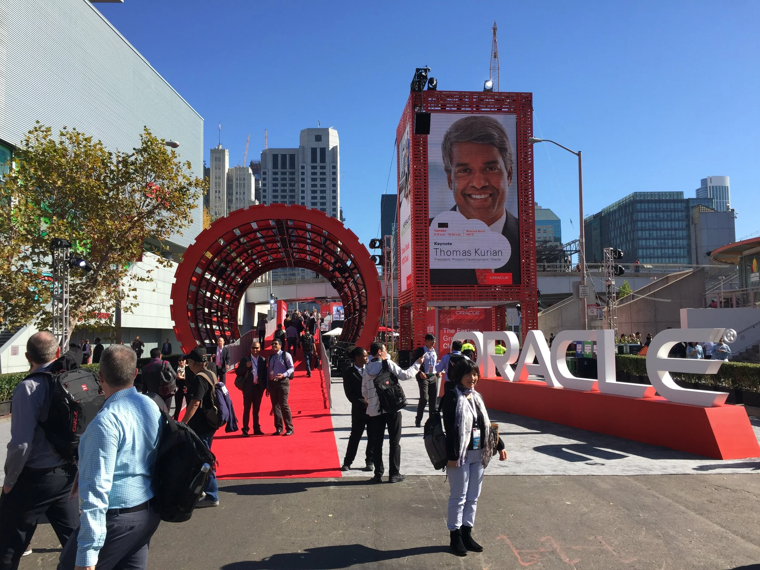 ORACLE: OPENWORLD 2016 - CLOUD PLAZA