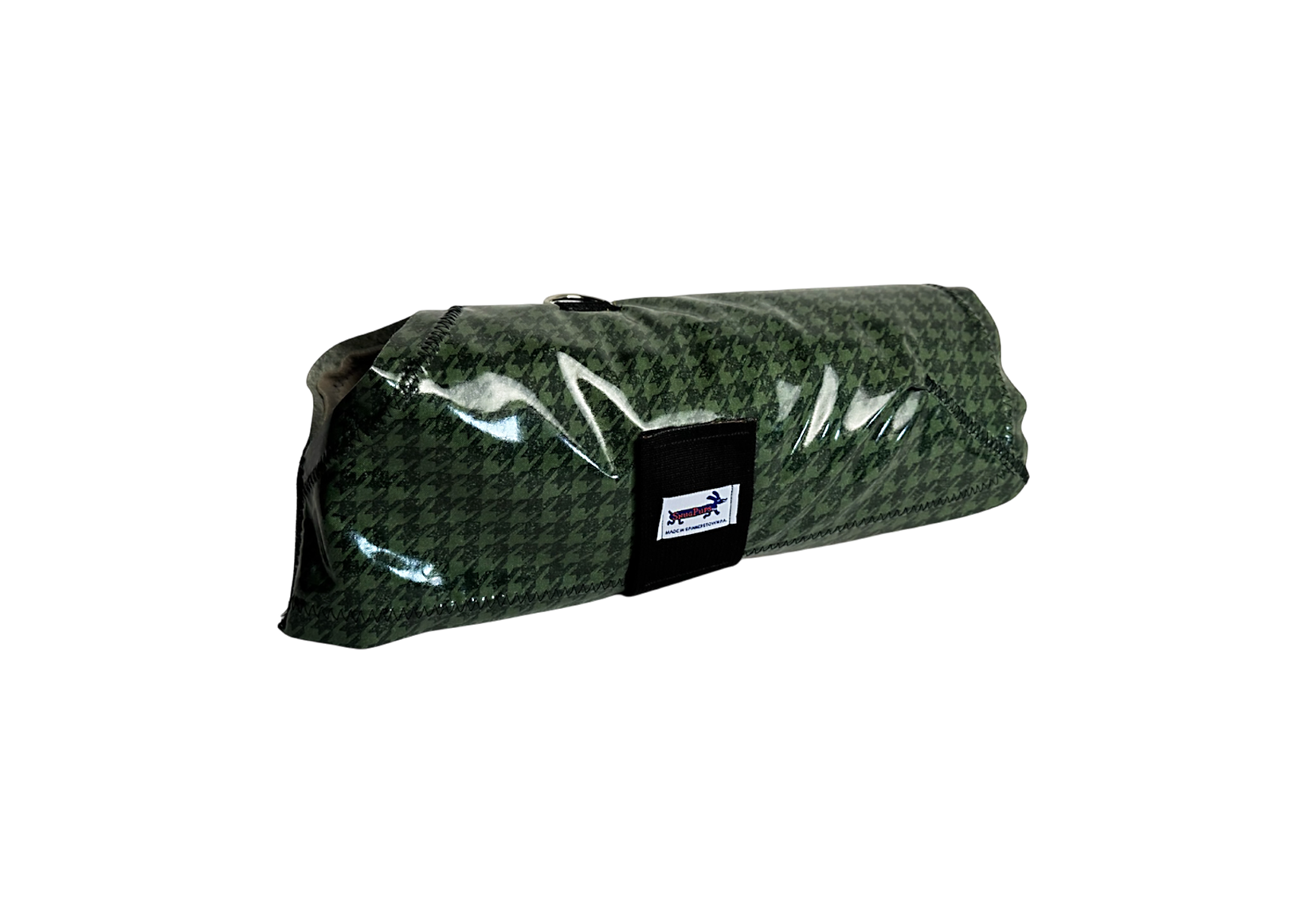 Green Houndstooth Raincoat.png