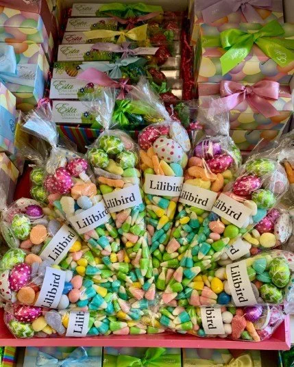 Fill your baskets 🐣🌷From sweet treats to spring finds, Downtown Bracebridge has everything you need for Easter.

#downtownbracebridge #shopthebridge #shopsmall #supportlocal #visitthebridge