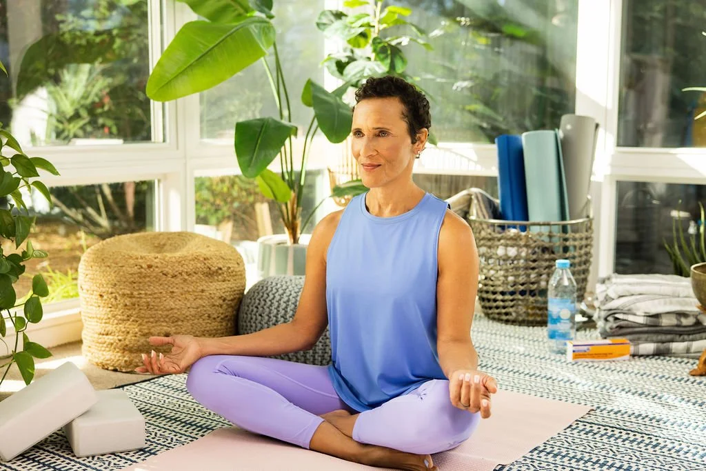 CST_FY26Q1_Senior_Yoga_044.jpg