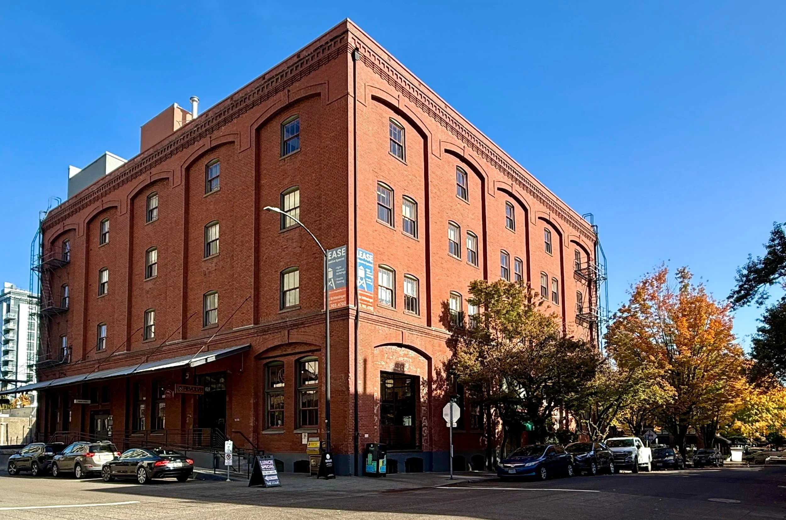 Exterior of the red-brick Maddox Building on 13th Avenue in Portland's Pearl District