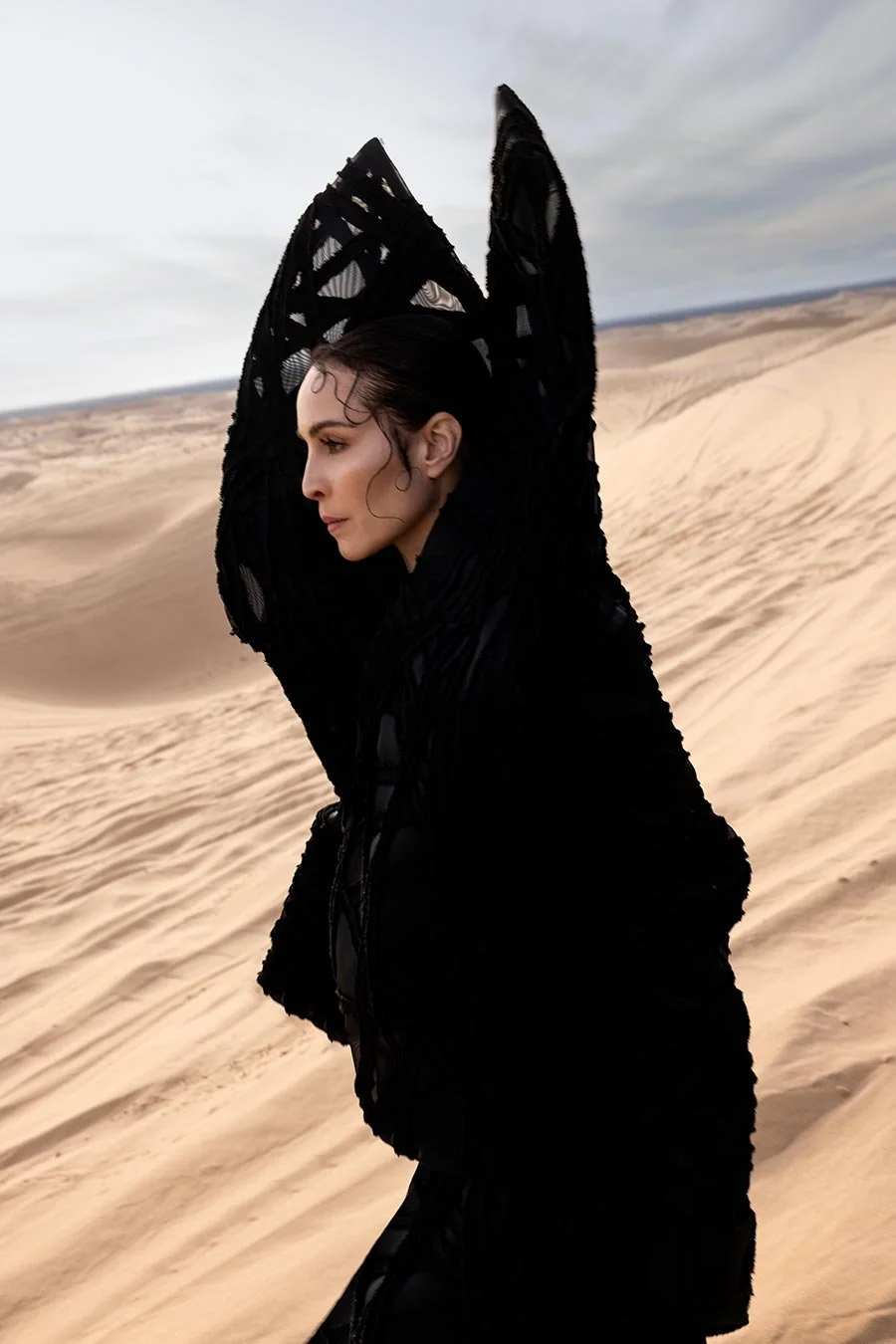 NOOMI-RAPACE-RESERVED-1.jpg