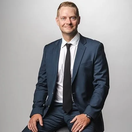 305| Discover Your Communication Type with Top Therapist, Author and Executive Coach Jason VanRuler + Top Conferences in 2nd Quarter 2026