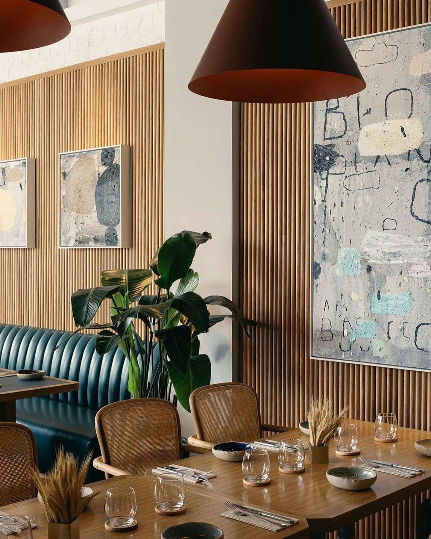 An elevated neighborhood trattoria designed by Takenouchi Webb
-
📸: Studio Periphery