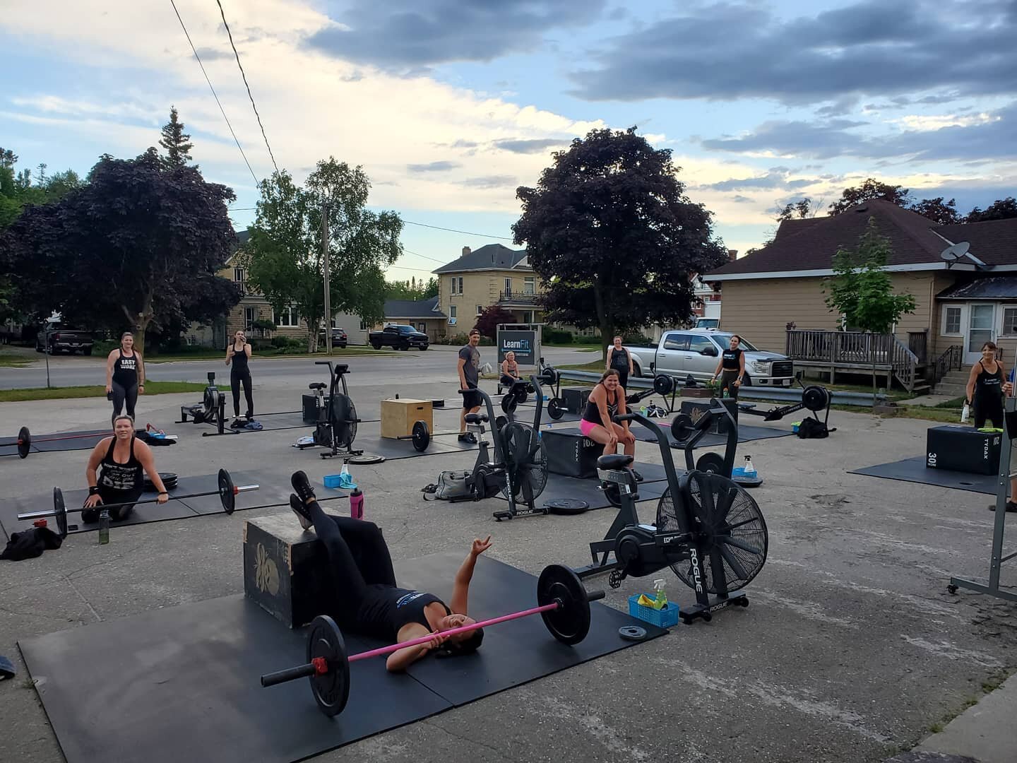 We are back!!!! What a great feeling it was running our first class back. So good to see everyone. 🙏💙
-
-
#fitness #fit #southampton #portelgin #saugeenshores #class #crossfit