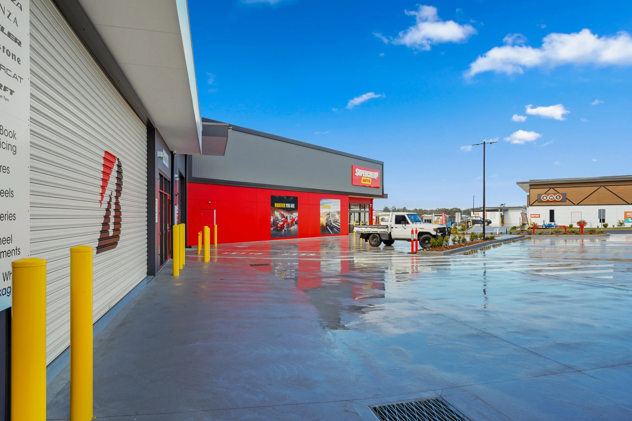 SUPAMAC TOLLBAR BRIDGESTONE 001.JPG