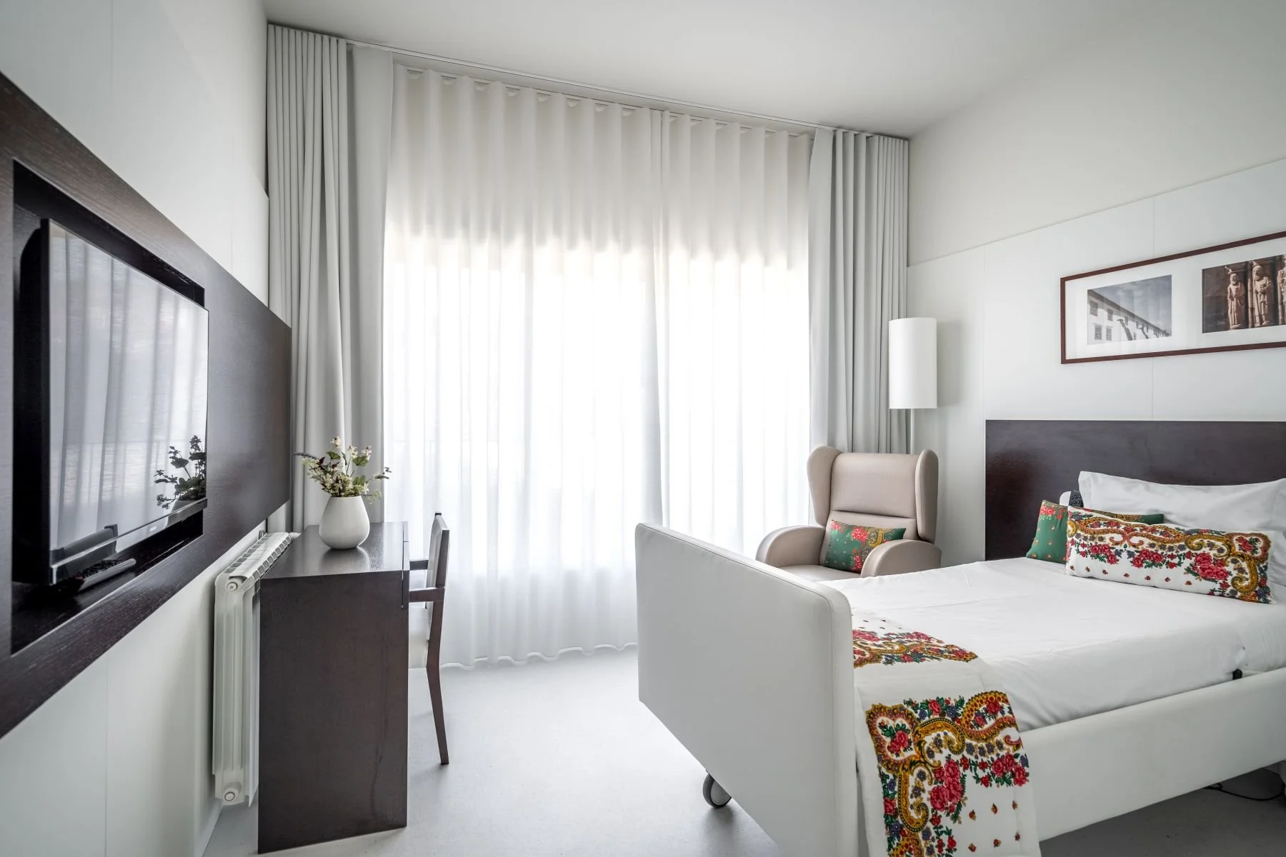 VillaCarolina-DomusVI-LaresOnline-arquitetura-imobiliário-ricardojvaz (2).jpg