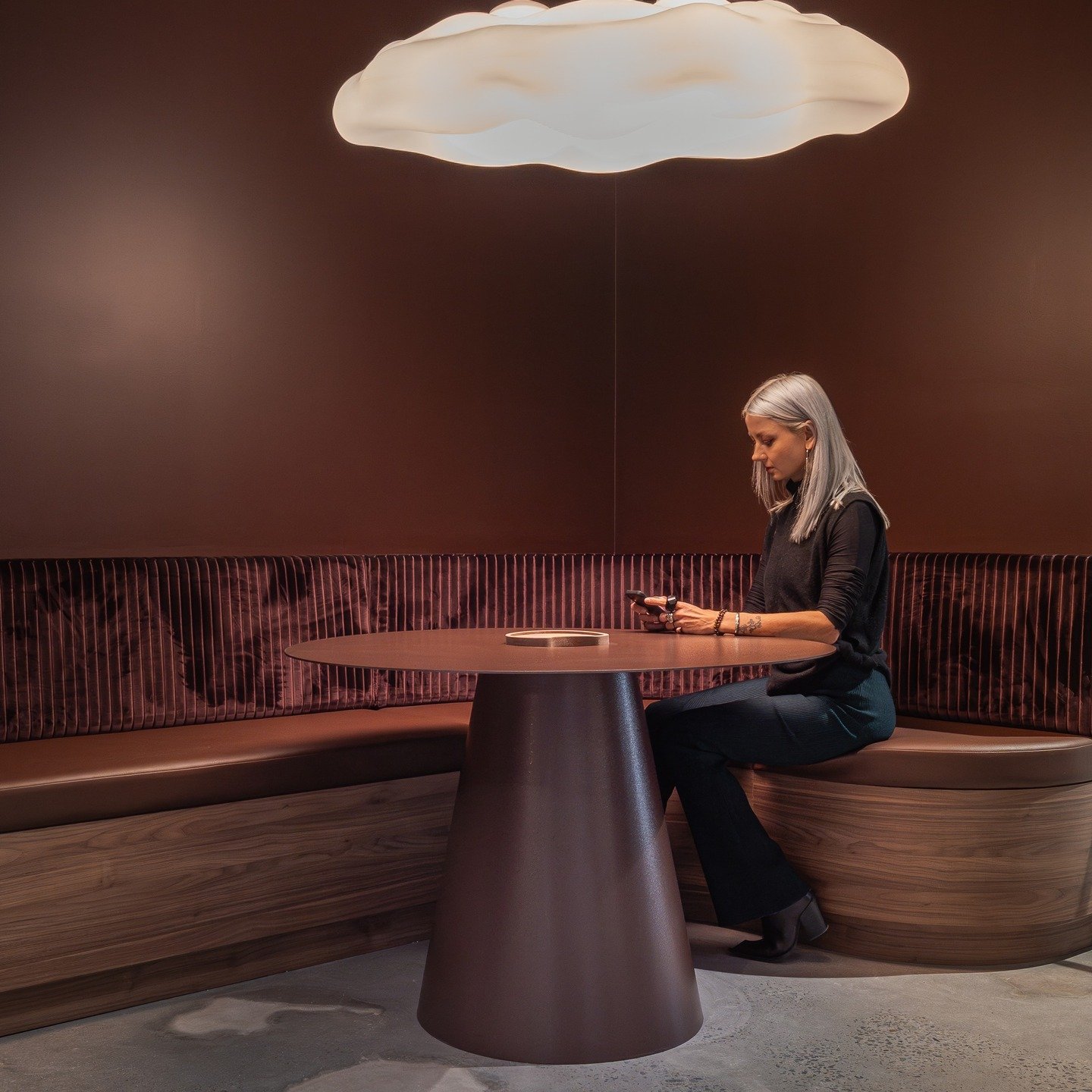 When Standard Isn&rsquo;t Enough.

Common workspace furniture couldn&rsquo;t cut it, so we designed something better.

The architectural COLUMN h/a workstation system, locally made CONUS table, and fully circular ZERO umbilical were all developed in-