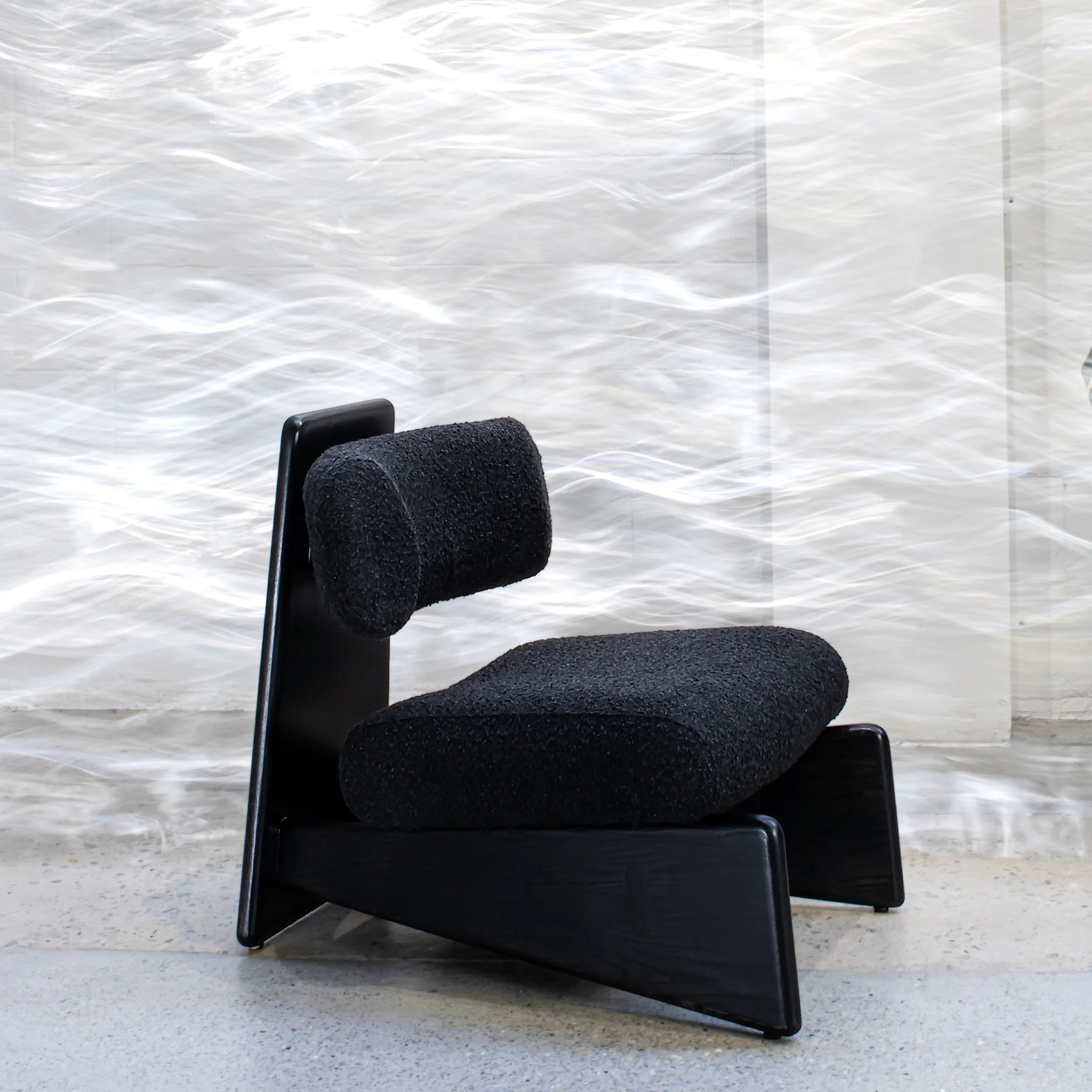 SABI chair.
A lower seating option for more relaxed office settings.
SABI encourages a more casual posture and softer body language in the workplace - making it suitable for breakout areas, informal meeting zones, waiting spaces and shared interiors.
