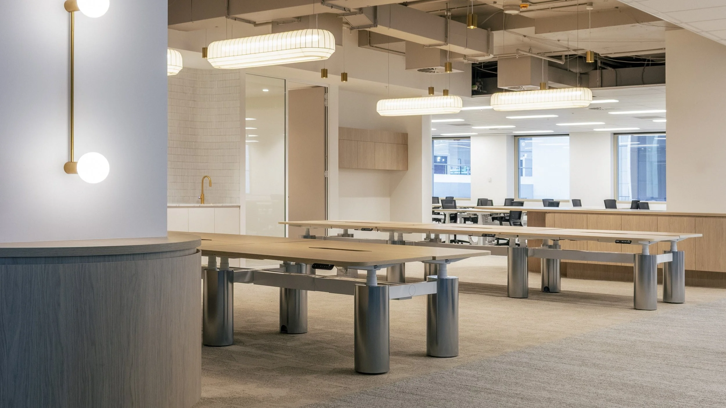 Featured at Bridge St, Sydney:

COLUMN h/a workstation
TEND lounge
NOMAD laptop table
MAS planter

A @construction_by_design project bringing together focused work, informal collaboration and relaxed breakout spaces across a flexible open-plan workpl