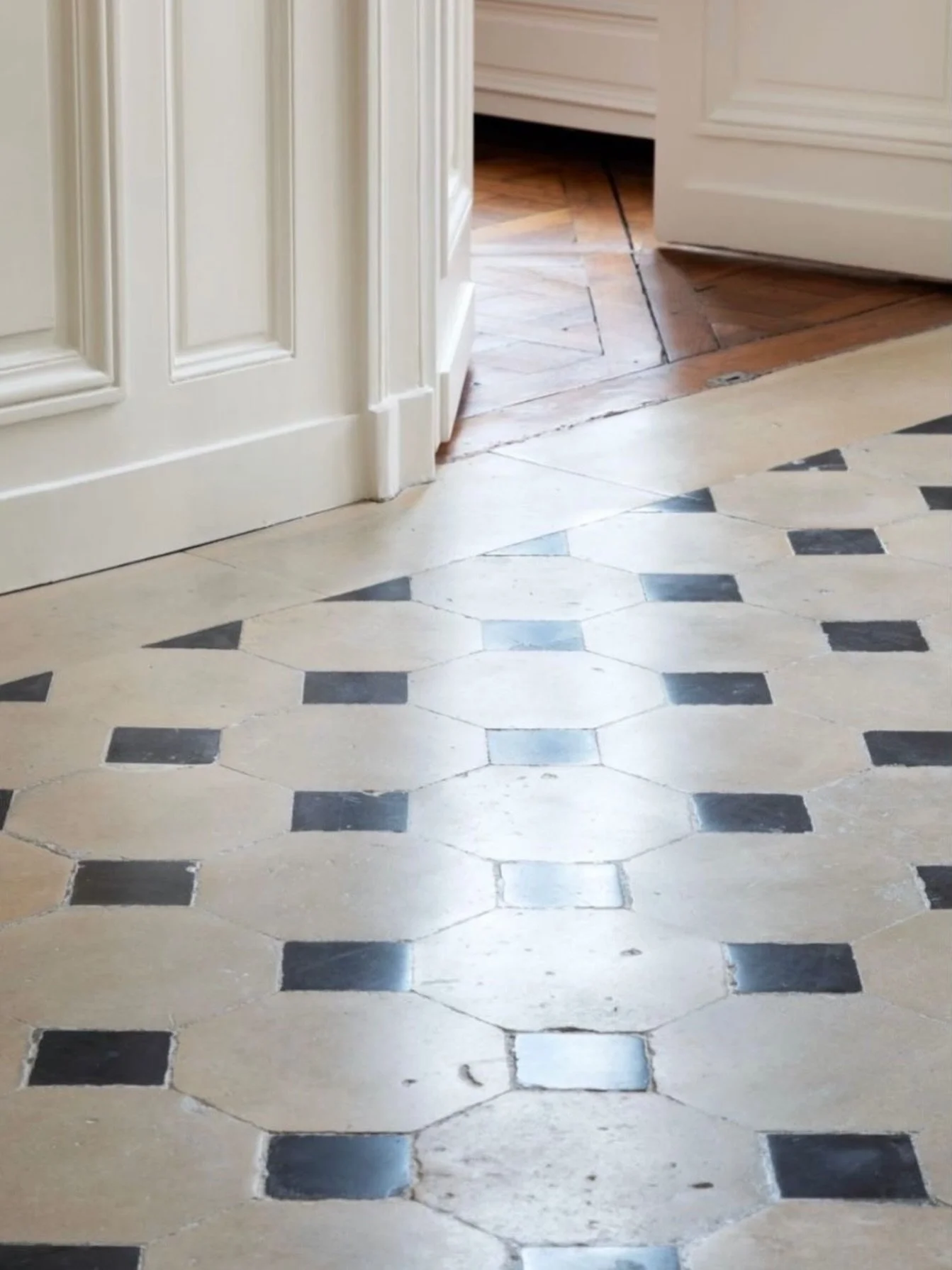 Dream until it&rsquo;s your reality&hellip; 💭🖤 
.
.
.
#ekdcollections