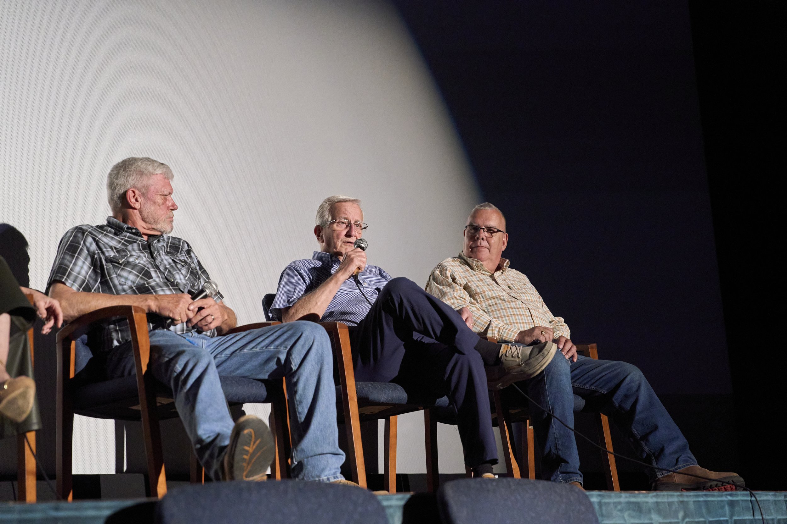 LIW_Screening_110125_00061.jpg