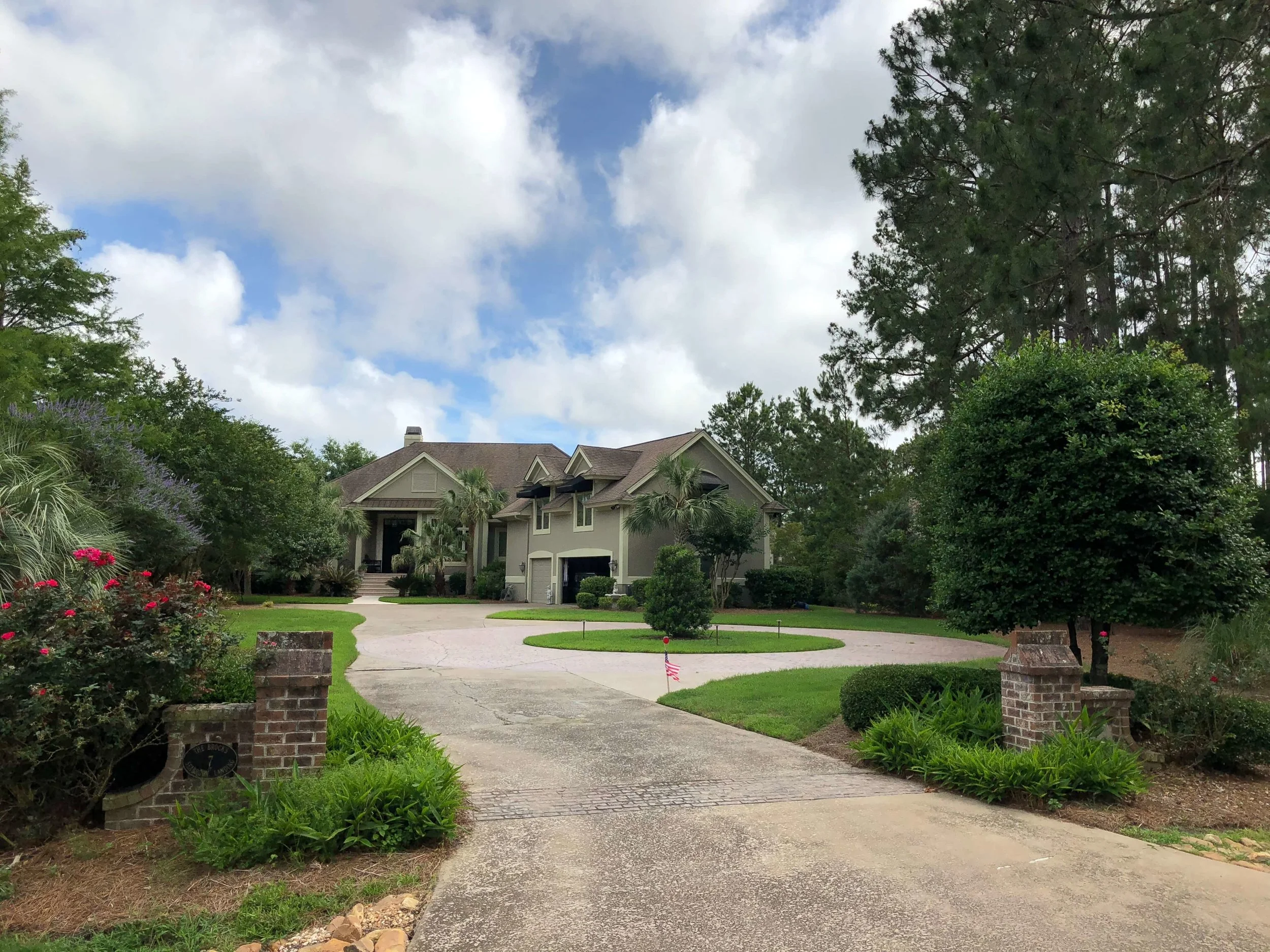 Top reasons for installing brick pavers on your driveway- Hilton Head Island, South Carolina