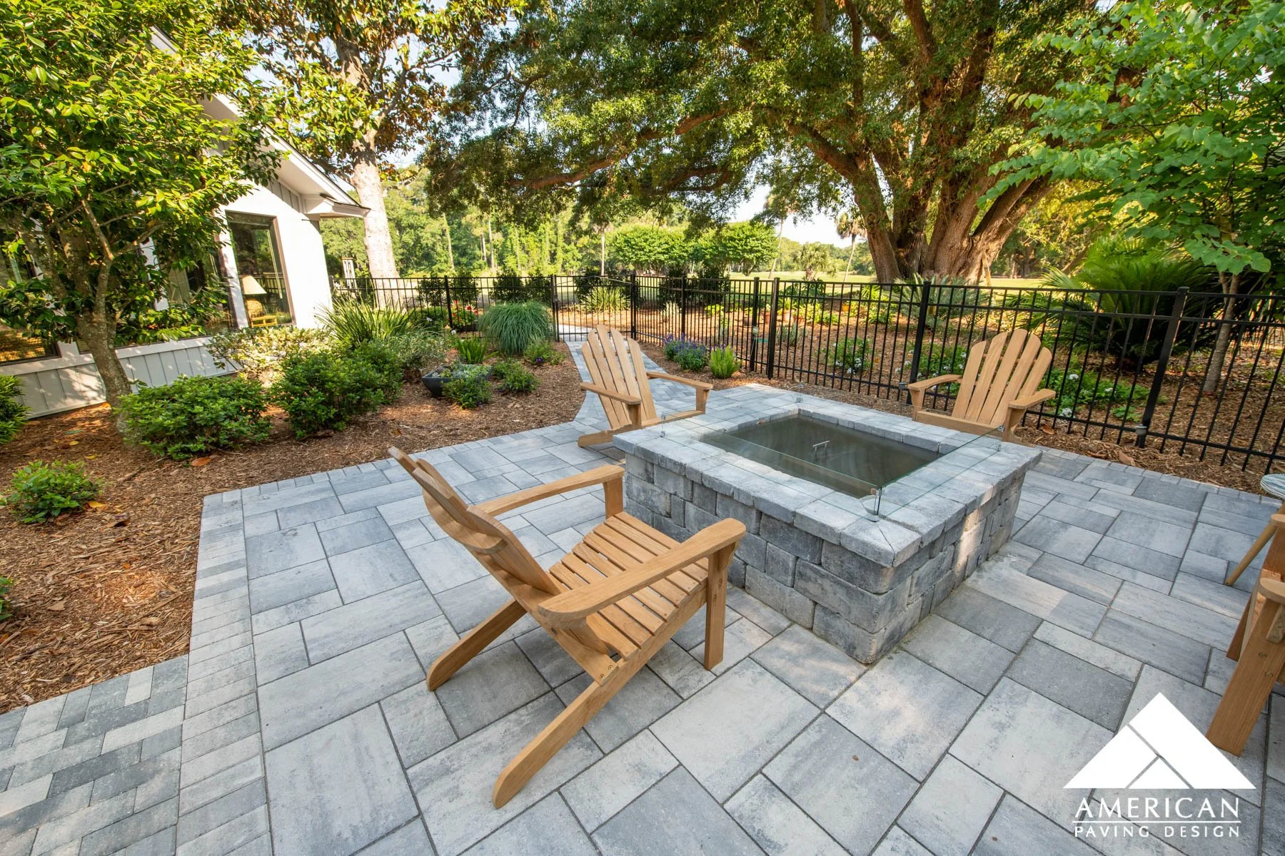 ASK THESE 4 QUESTIONS BEFORE CHOOSING AN OUTDOOR FIREPLACE