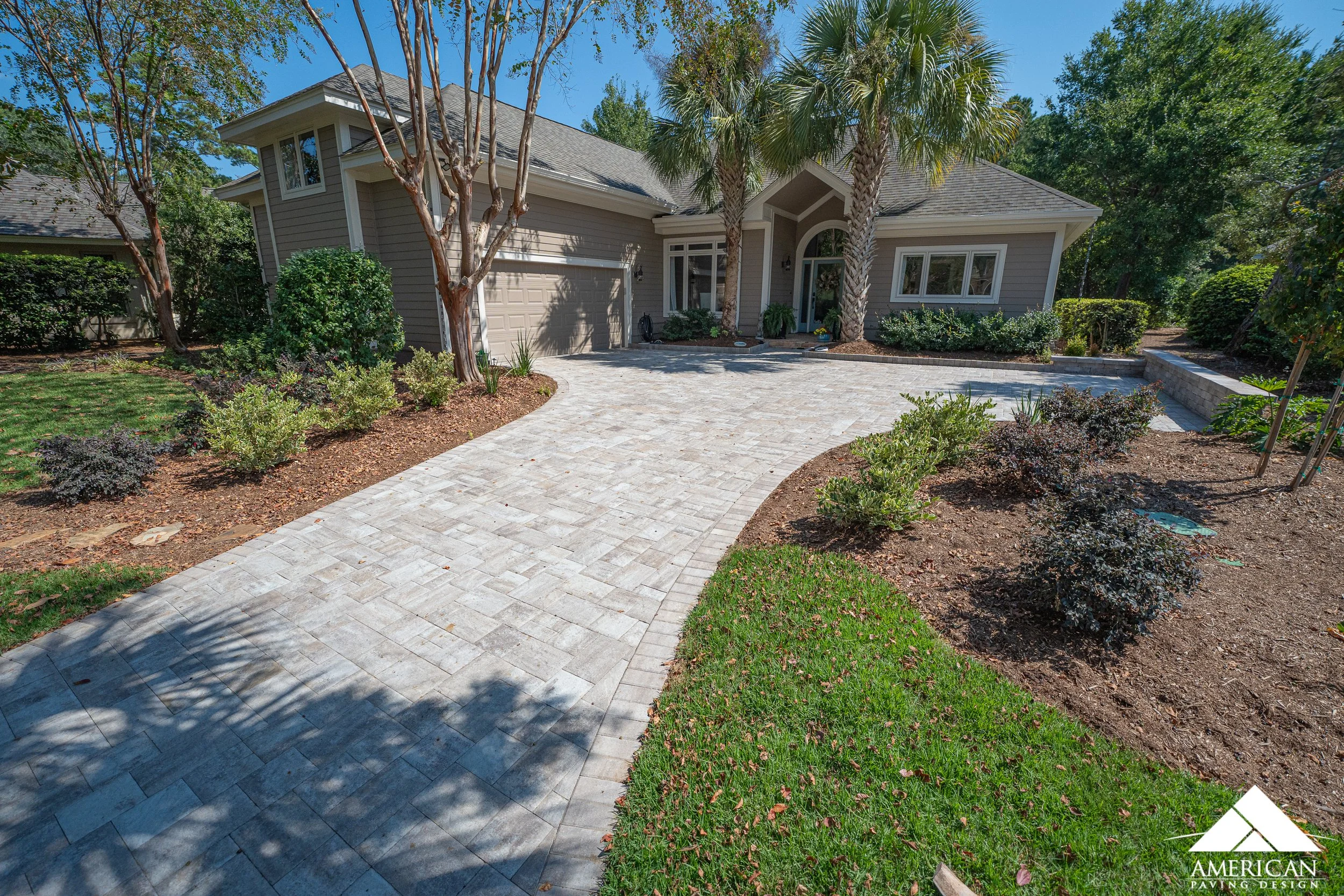 Paver Driveways vs. Concrete: Why Lowcountry Homeowners Prefer Pavers ...