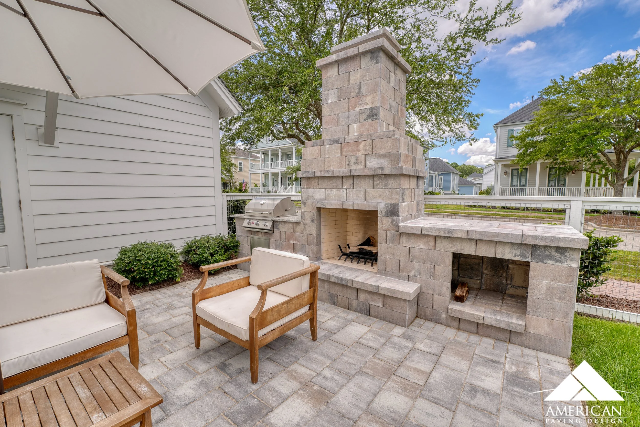 Covered Patio With Fireplace Ideas for Cozy Outdoor Living