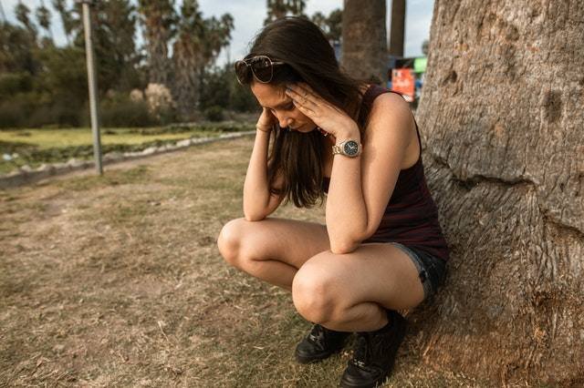 Sick of Sitting at Home? How to Start Facing Your Social Anxiety