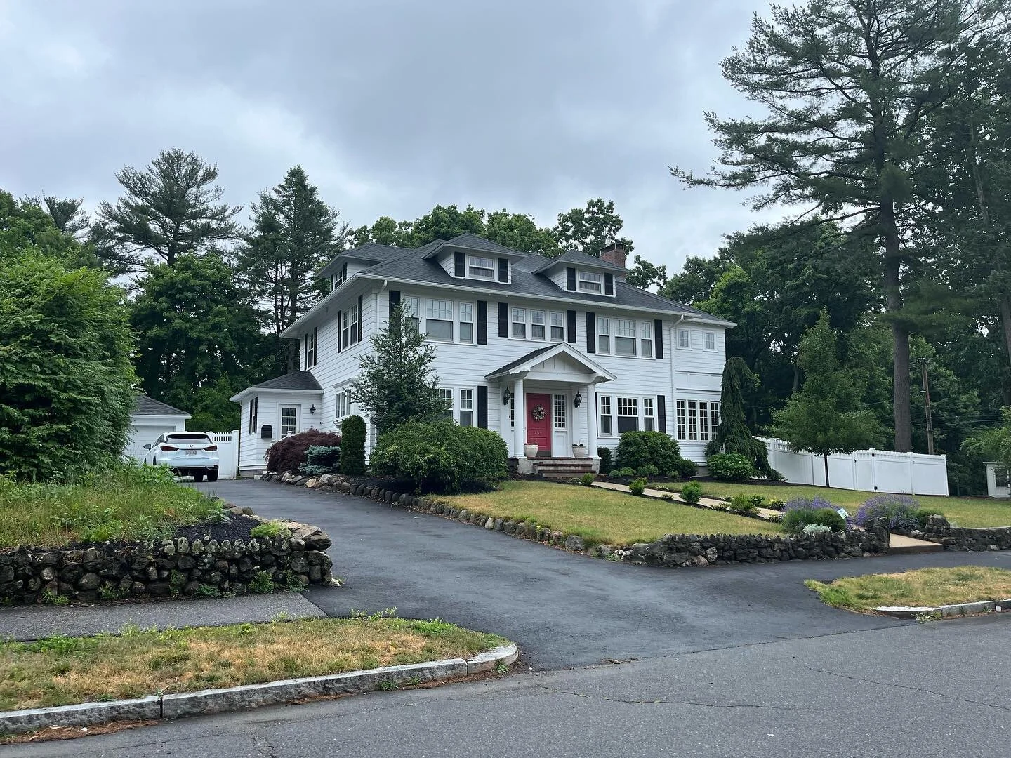 Sometimes the best addition is one that looks like it has always been there.  #architecture #andersen_windows #instaarchitecture #design @hdaliski