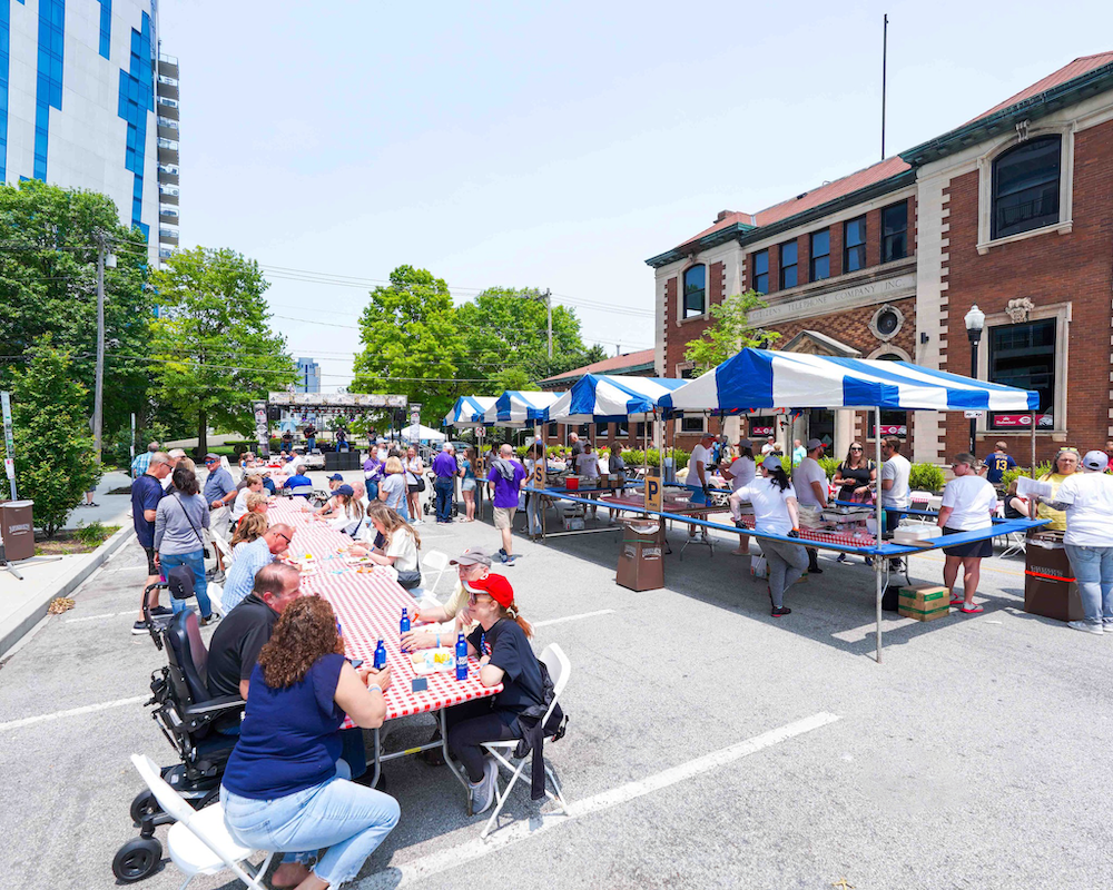 que4care 2026 background.png