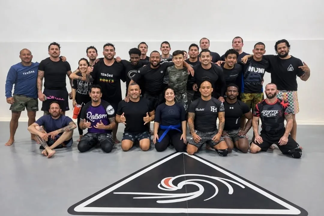 Looking for a solid crew and real training? Come roll with us at South Shore Jiu Jitsu. 🦈🌊
.
.
.
Congratulations to @mirandambjj on your blue belt! 👏
.
.
@southshorejiujitsu 
#imperialbeach
#jiujitsu
#coronado 
#Southshorejiujitsu
#sandiego