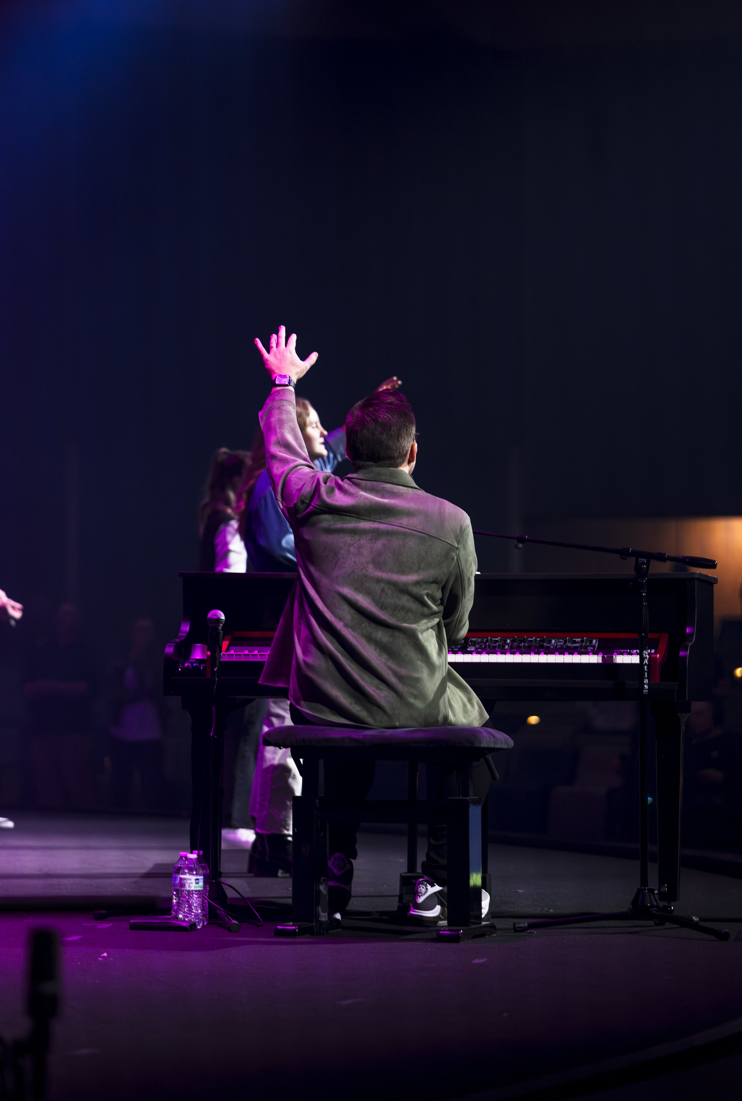 Goff - 3.13 Worship Night-18.jpg