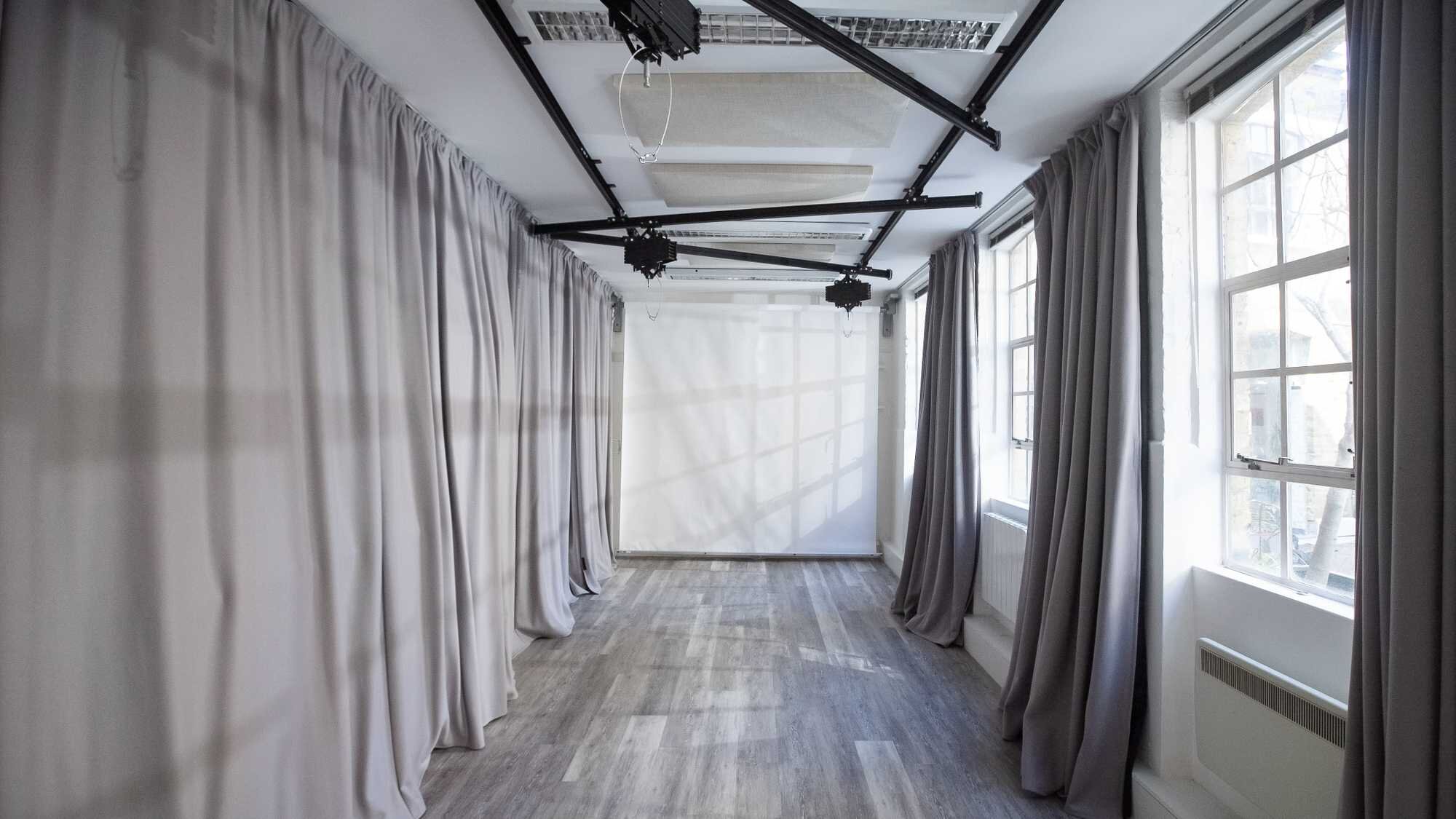 FomoStudios - Film and Photography Studio 7.jpeg