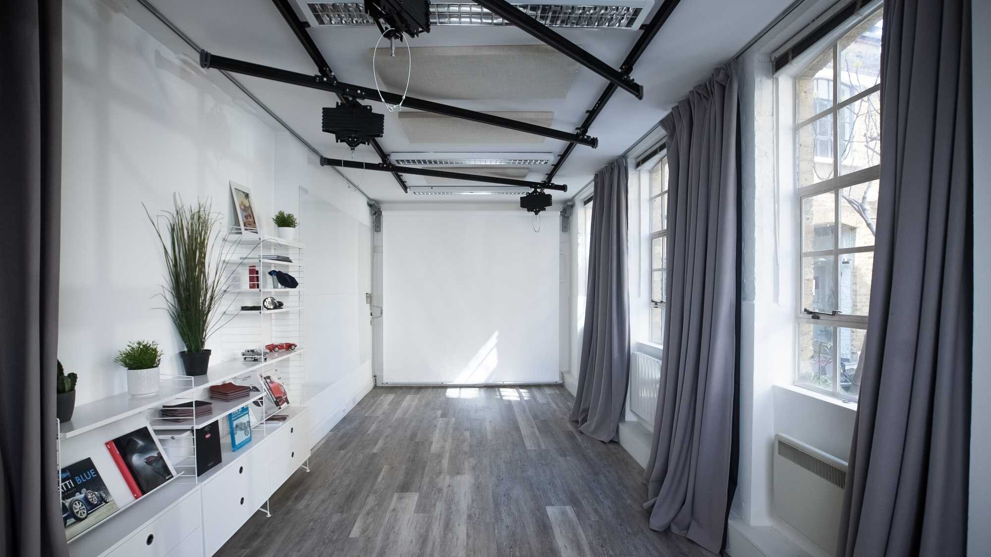 FomoStudios - Film and Photography Studio 6.jpeg