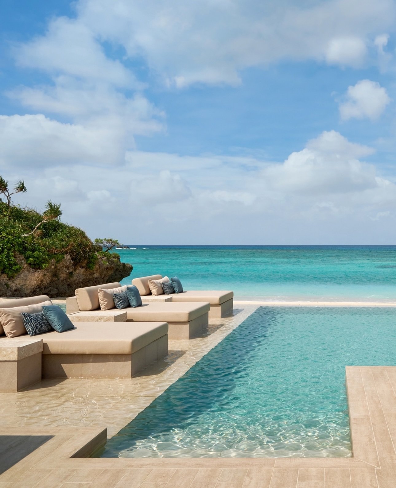 There&rsquo;s something magical about arriving somewhere that feels completely off the radar &mdash; where luxury meets total serenity.

@rosewoodmiyakojima is set on a breathtaking island in Okinawa, known not just for its turquoise waters and white