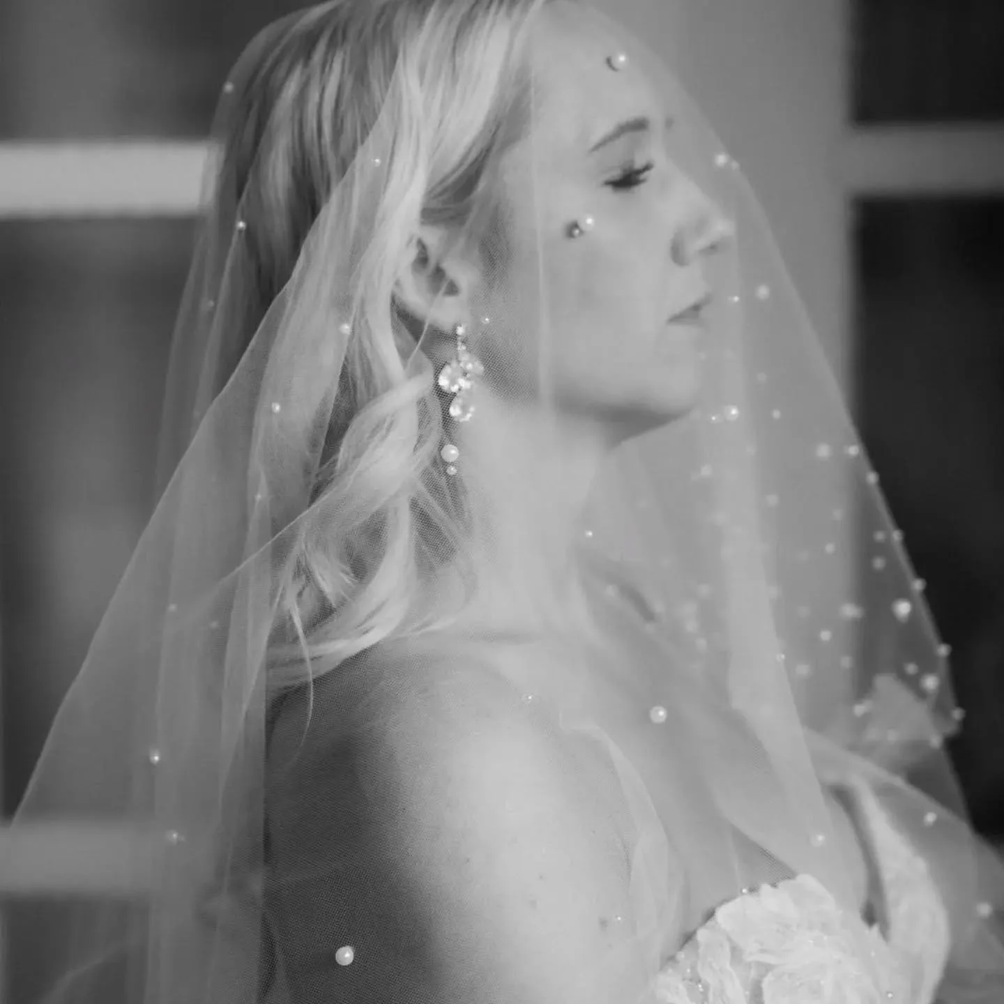 👰🏻&zwj;♀️ Gr&uuml;nde f&uuml;r einen Schleier 👰&zwj;♂️ 

Ob du an der Hochzeit einen Schleier tragen m&ouml;chtest oder nicht, ist nat&uuml;rlich deine ganz pers&ouml;nliche Entscheidung. Einige tr&auml;umen ihr ganzes Leben davon und andere f&uum