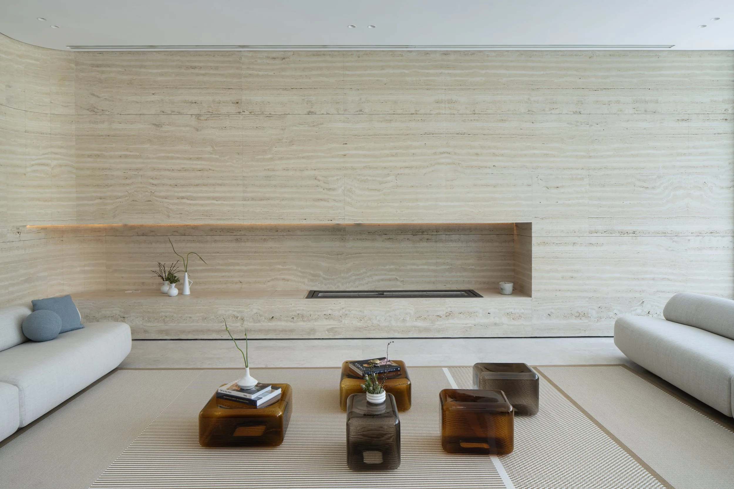 ALHUMAIDHI ARCHITECTS FAYE VILLA KUWAIT 150525 0098 EDITED.jpg