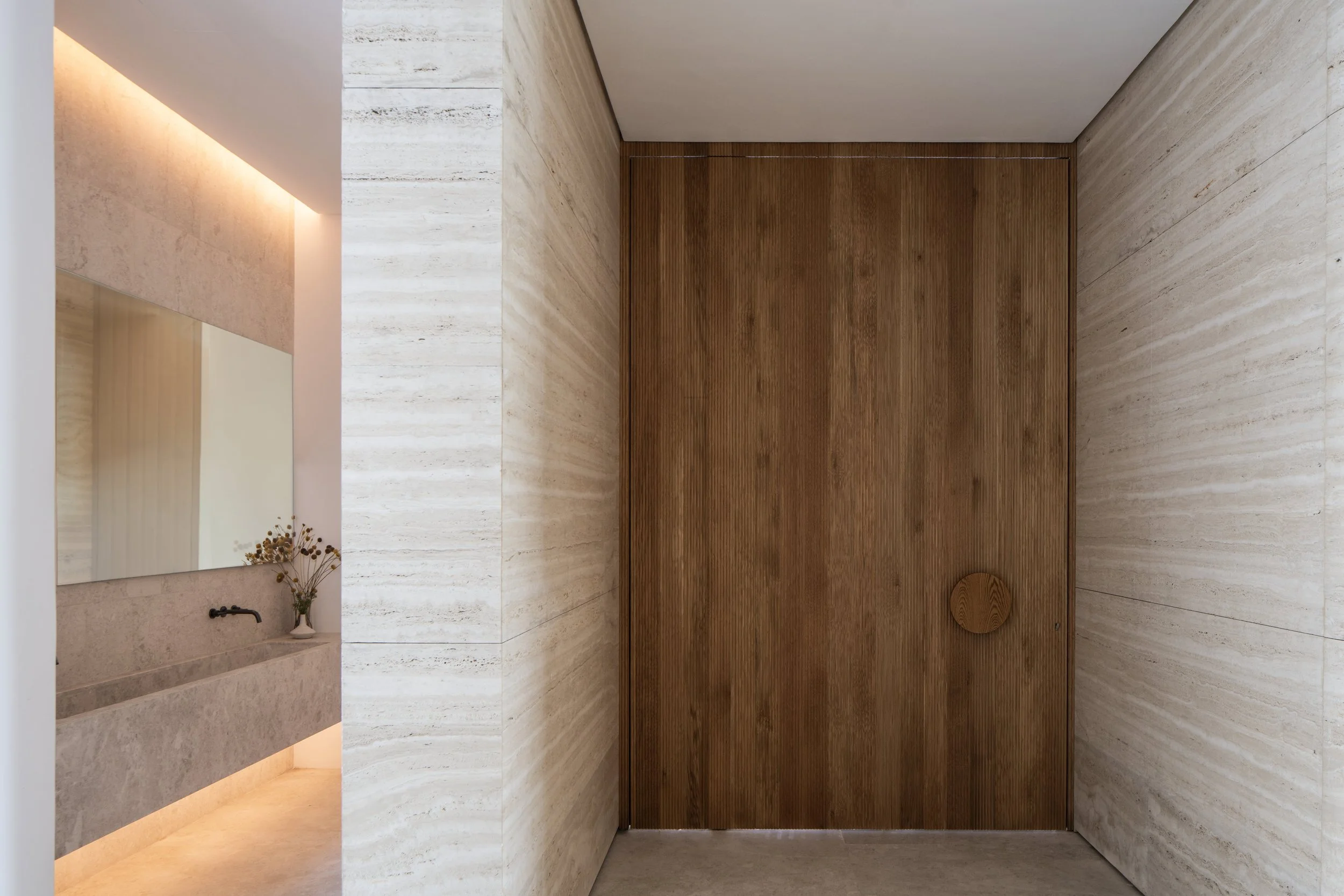 ALHUMAIDHI ARCHITECTS FAYE VILLA KUWAIT 150525 0185 EDITED.jpg