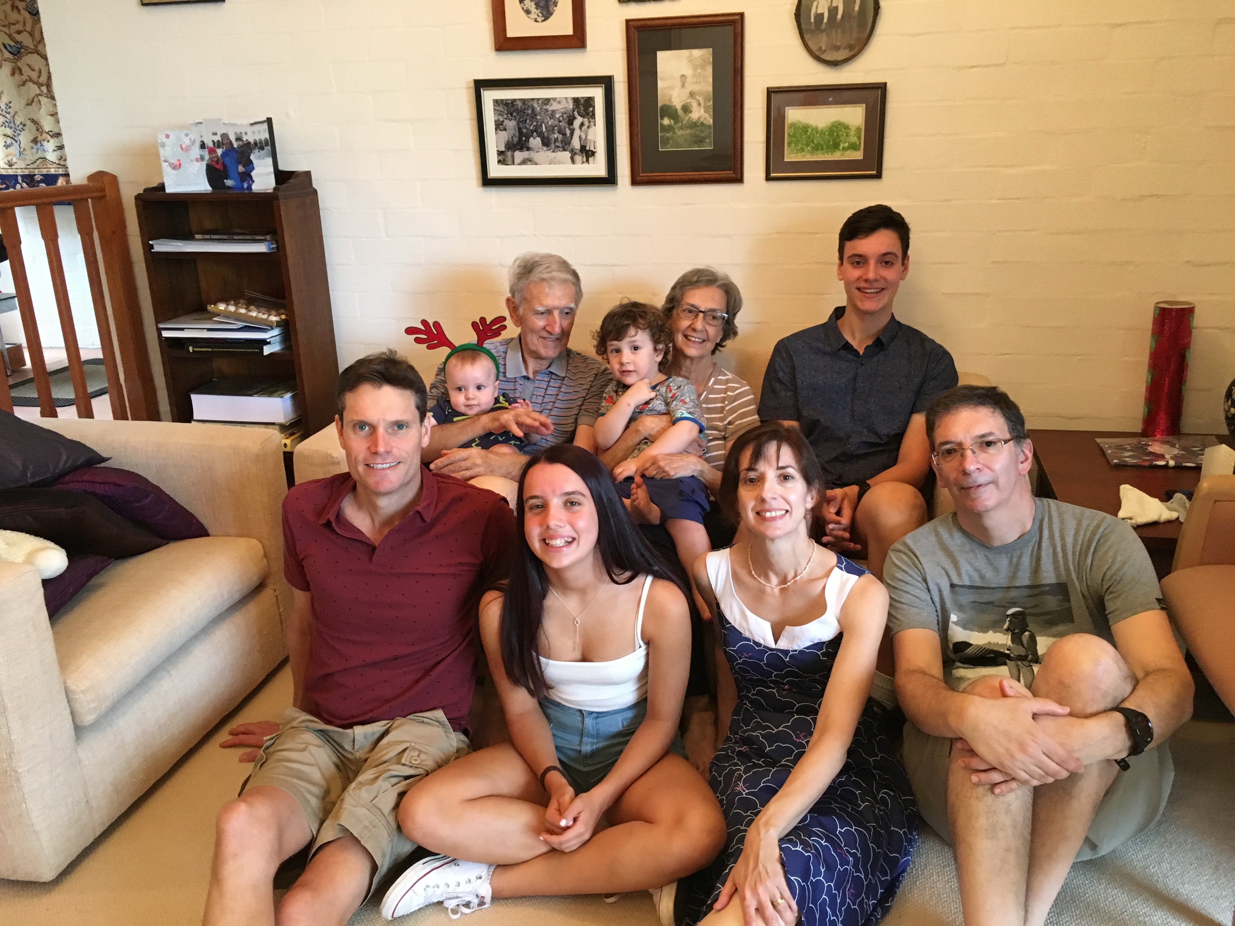 Family_Christmas_2.png
