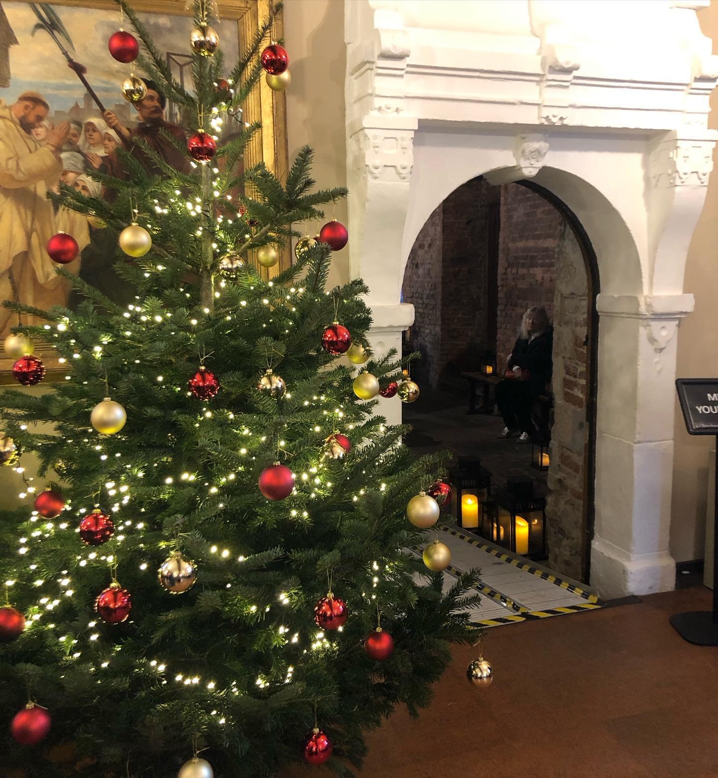 Great to get into the Christmas spirit in London at the @charterhouselondon and @fulhampalace - we met some amazing independent businesses and lovely people to share our new collections and Christmas cracker sets.

Our Scotch Whisky Christmas Cracker