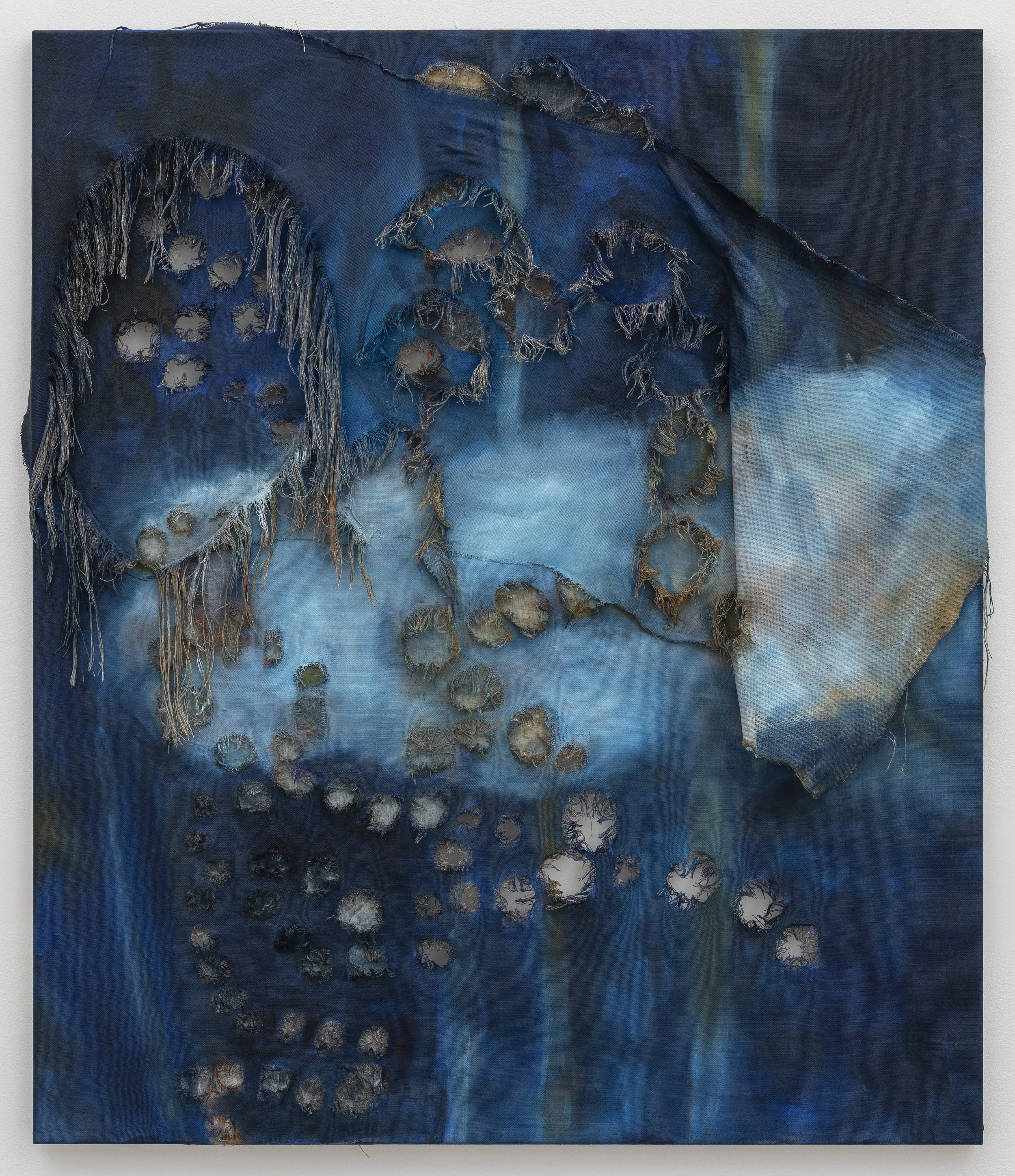   Middling , 2023, Dye on horsehair canvas, linen, acrylic and oil on linen, 135cm x 115cm. 