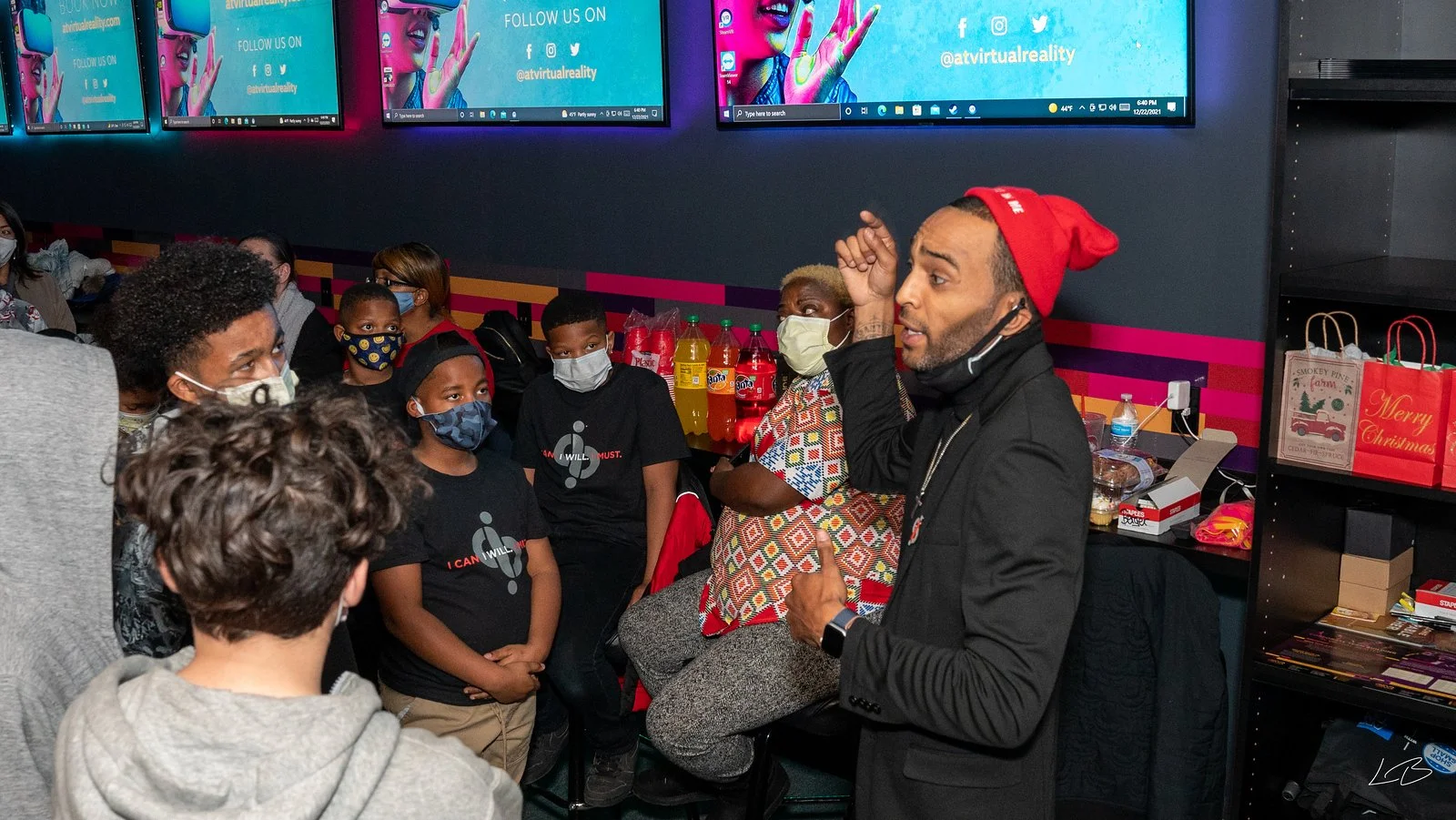 IBM Christmas at VR0107-X3.jpeg