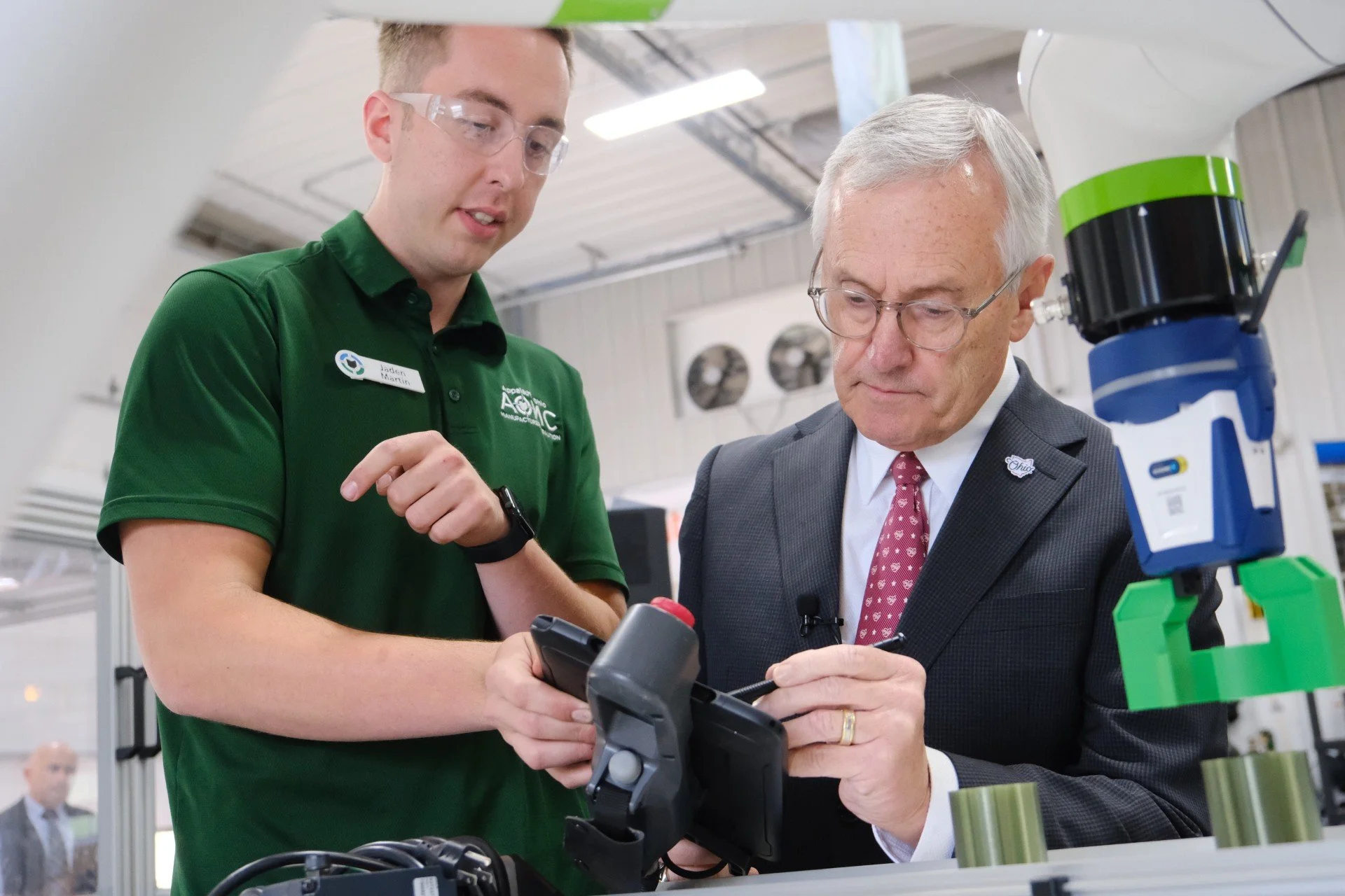 Lt. Governor Tressel Kicks Off WorkOhio Job Connector Tour with Manufacturing Training in Marietta