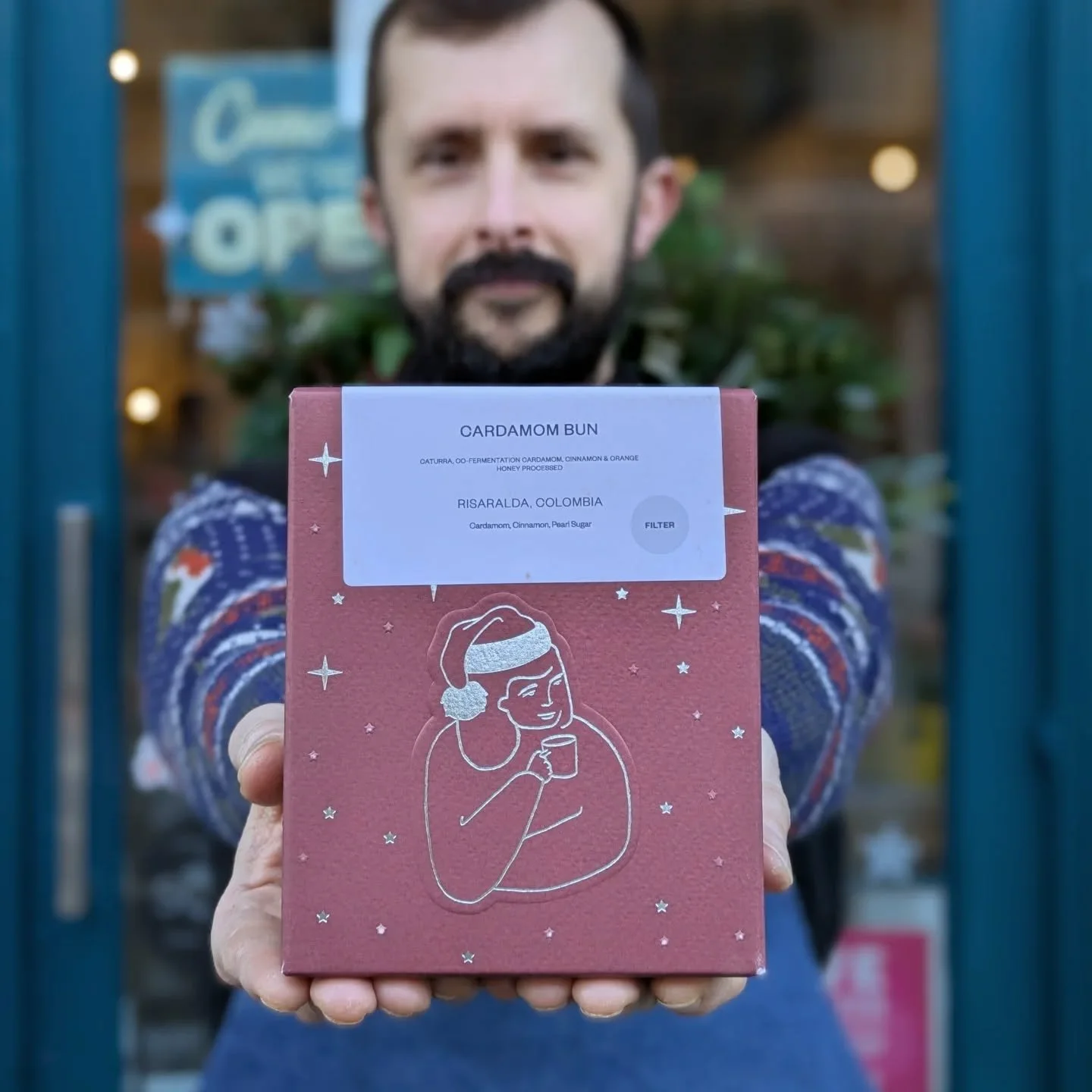 Stocked with Christmas coffee!!! 🎅
@dakcoffeeroasters coming in with their seasonal Cardamom Coffee, single origin Colombian 👌