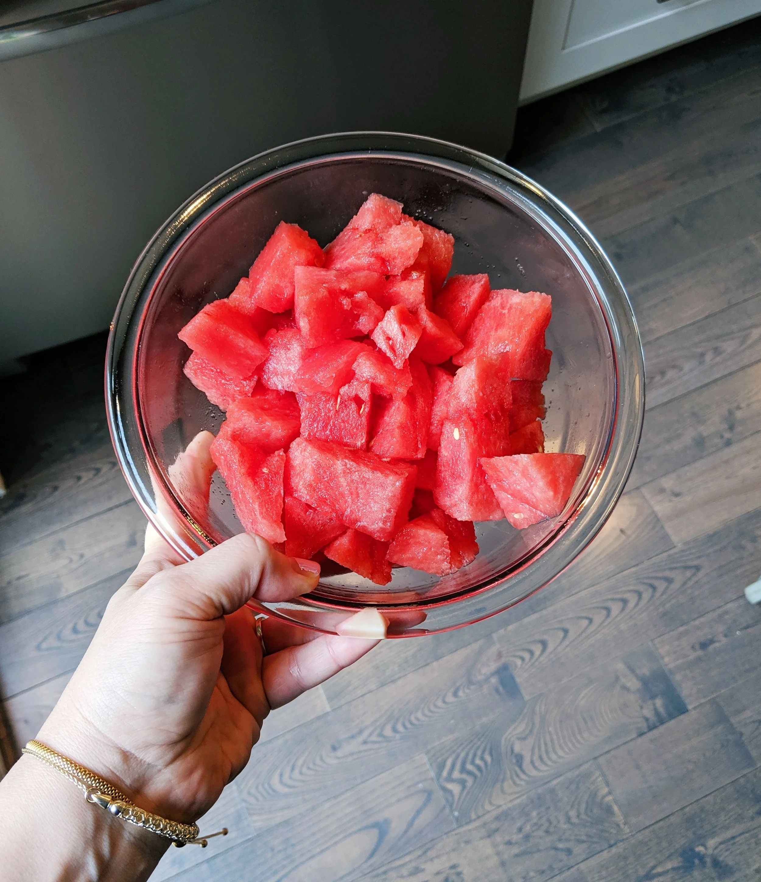 A Simple Tip to Improve Digestion &amp; Reduce Bloating