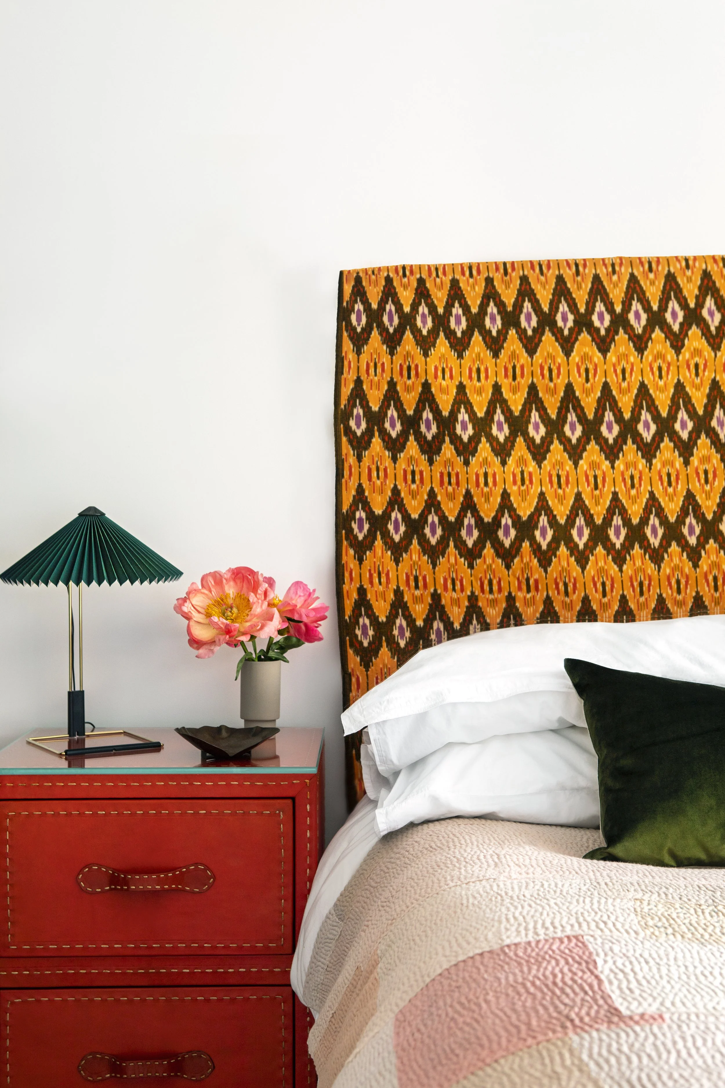 BMID.SecondBed.02.Final.Headboard.jpg