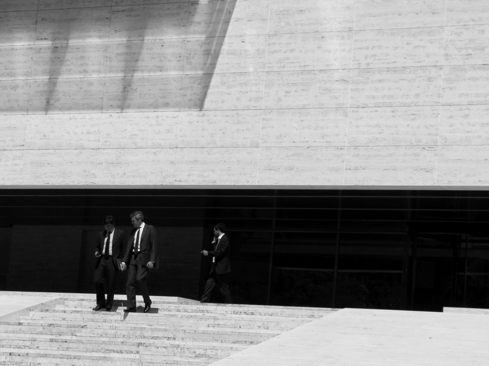 Investors leaving office