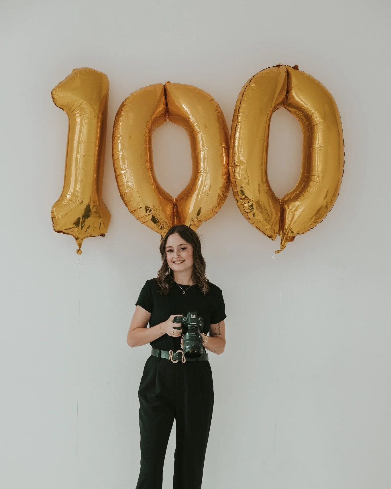 I've been able to witness 100 couples tie the knot 💍🤍 so grateful for everyone who has allowed me to be present and illustrate their wedding day. Not only do I work for myself, but I contract through Complete Weddings and second shoot alongside my 