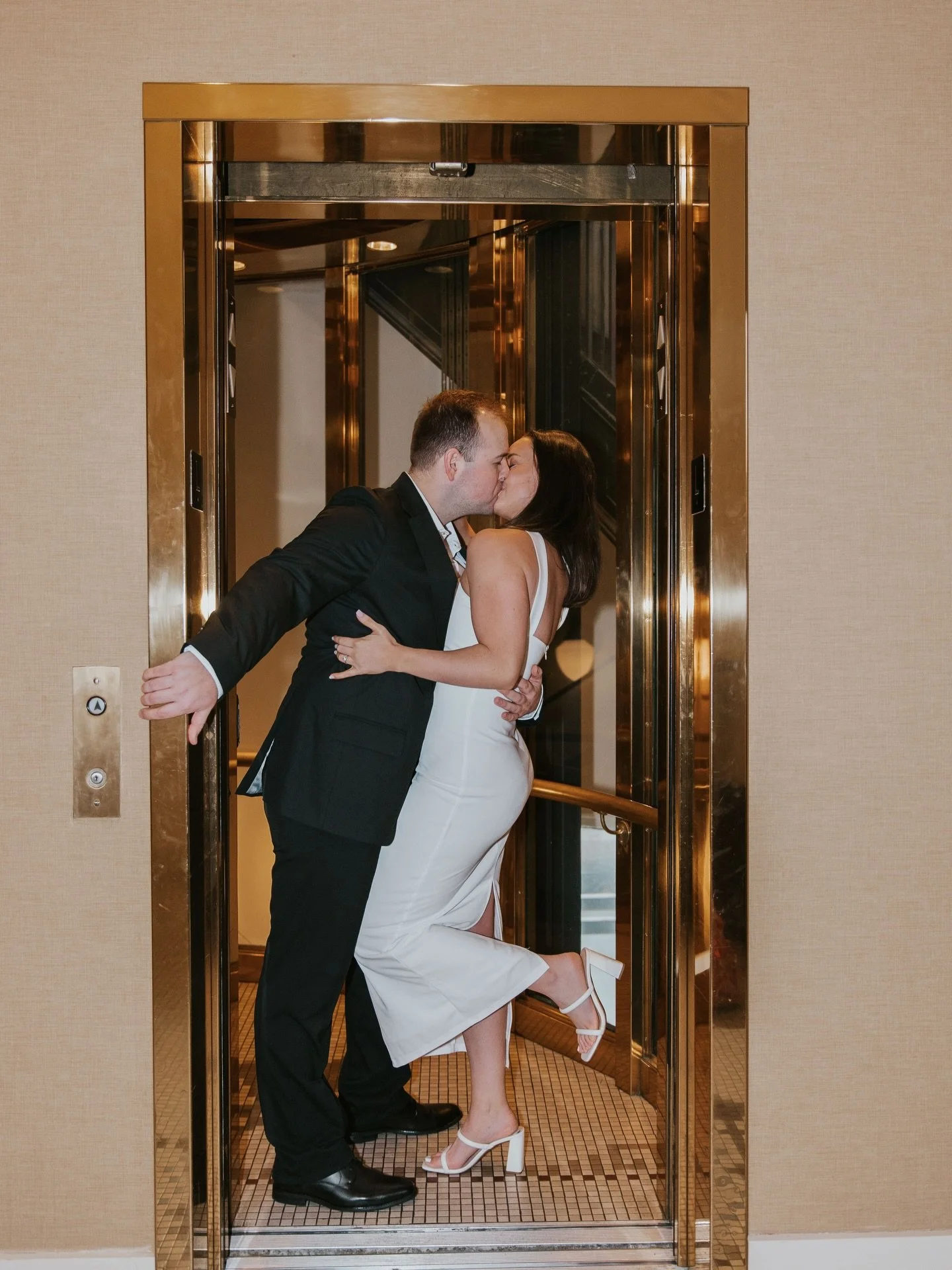 First look at Courtney and Mitchell&rsquo;s engagement! 
.
#engaged #engagementphotos #missouriwedding #stlouiswedding #weddingphotographer