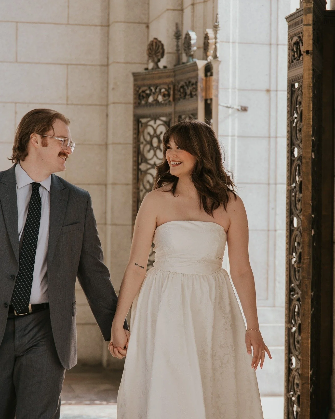 Another moment for Thomas &amp; Gaby💍
.
#missouriweddingphotographer #stlouisweddingphotographer #engaged #weddingphotographer #midwestweddingphotographer